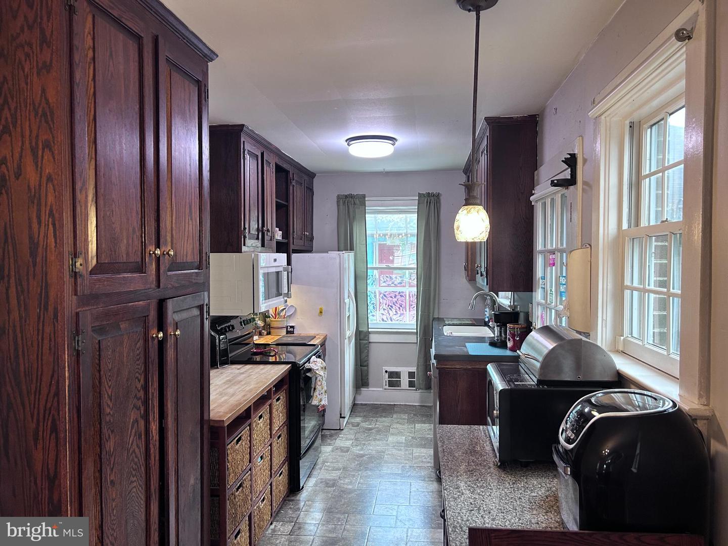 1209 PARCELL ST, FREDERICKSBURG, Virginia 22401, 4 Bedrooms Bedrooms, 16 Rooms Rooms,2 BathroomsBathrooms,Residential,For sale,1209 PARCELL ST,VAFB2008926 MLS # VAFB2008926
