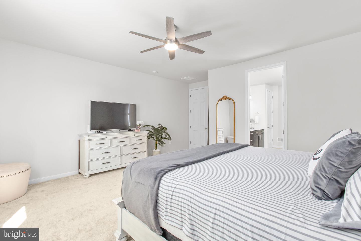 6306 BOBCAT LN, KING GEORGE, Virginia 22485, 3 Bedrooms Bedrooms, 12 Rooms Rooms,3 BathroomsBathrooms,Residential,For sale,6306 BOBCAT LN,VAKG2007040 MLS # VAKG2007040