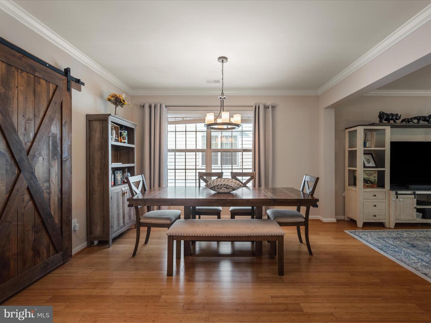 19264 KOSLOWSKI SQ, LEESBURG, Virginia 20176, 3 Bedrooms Bedrooms, ,2 BathroomsBathrooms,Residential,For sale,19264 KOSLOWSKI SQ,VALO2107342 MLS # VALO2107342