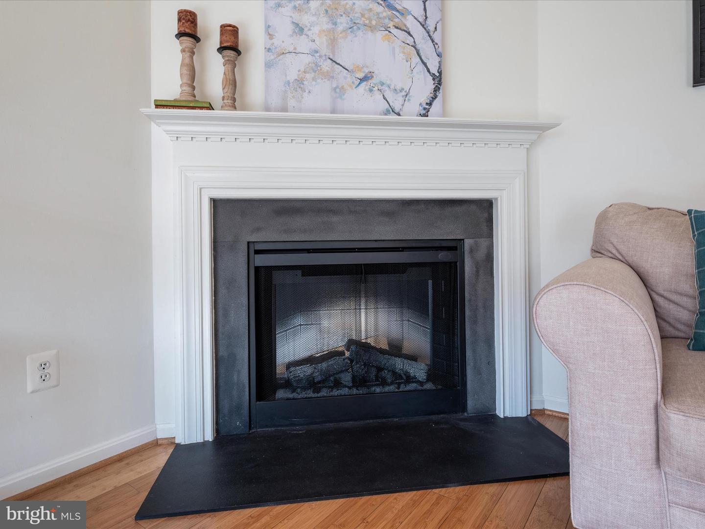 19264 KOSLOWSKI SQ, LEESBURG, Virginia 20176, 3 Bedrooms Bedrooms, ,2 BathroomsBathrooms,Residential,For sale,19264 KOSLOWSKI SQ,VALO2107342 MLS # VALO2107342