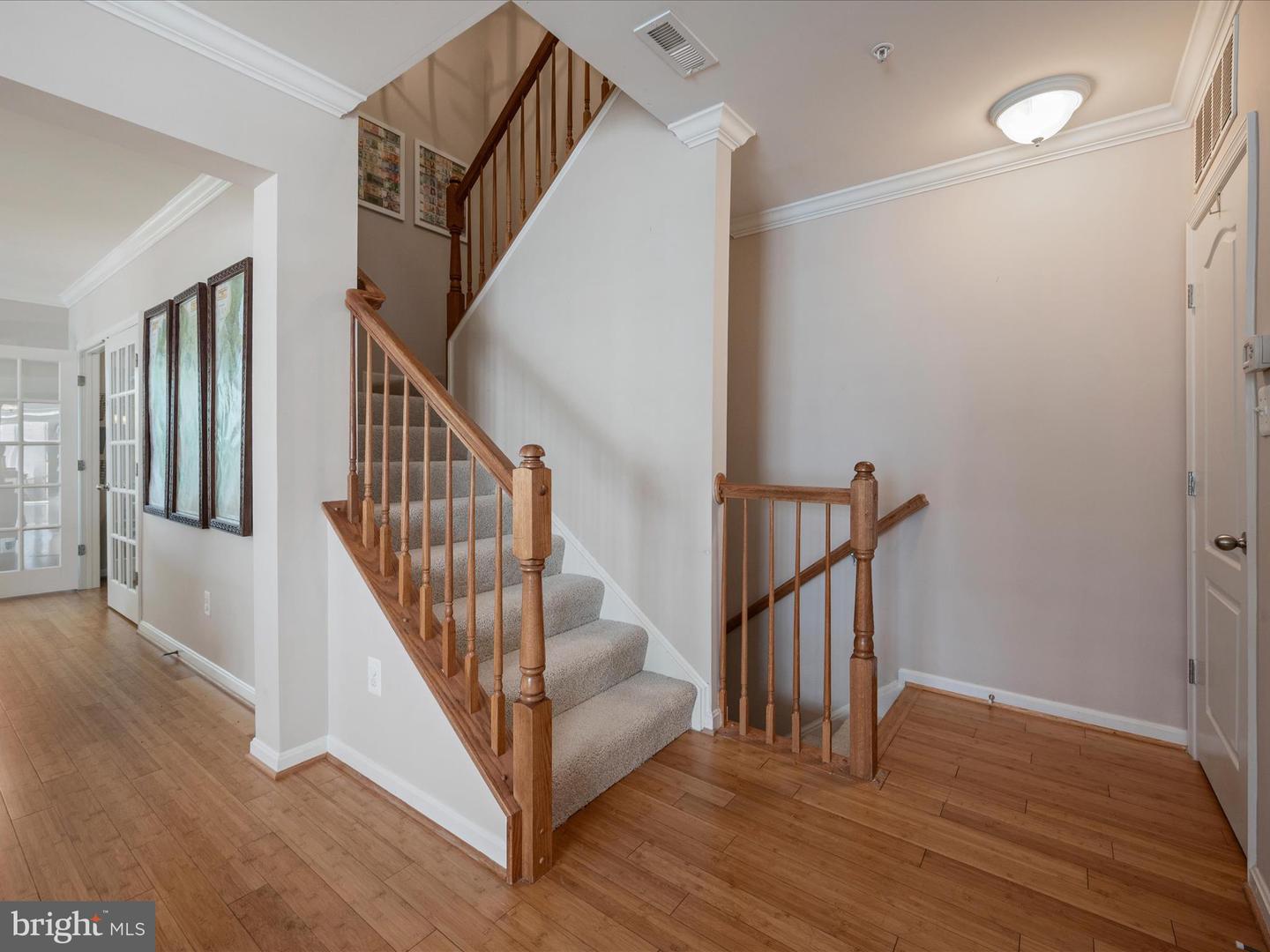 19264 KOSLOWSKI SQ, LEESBURG, Virginia 20176, 3 Bedrooms Bedrooms, ,2 BathroomsBathrooms,Residential,For sale,19264 KOSLOWSKI SQ,VALO2107342 MLS # VALO2107342