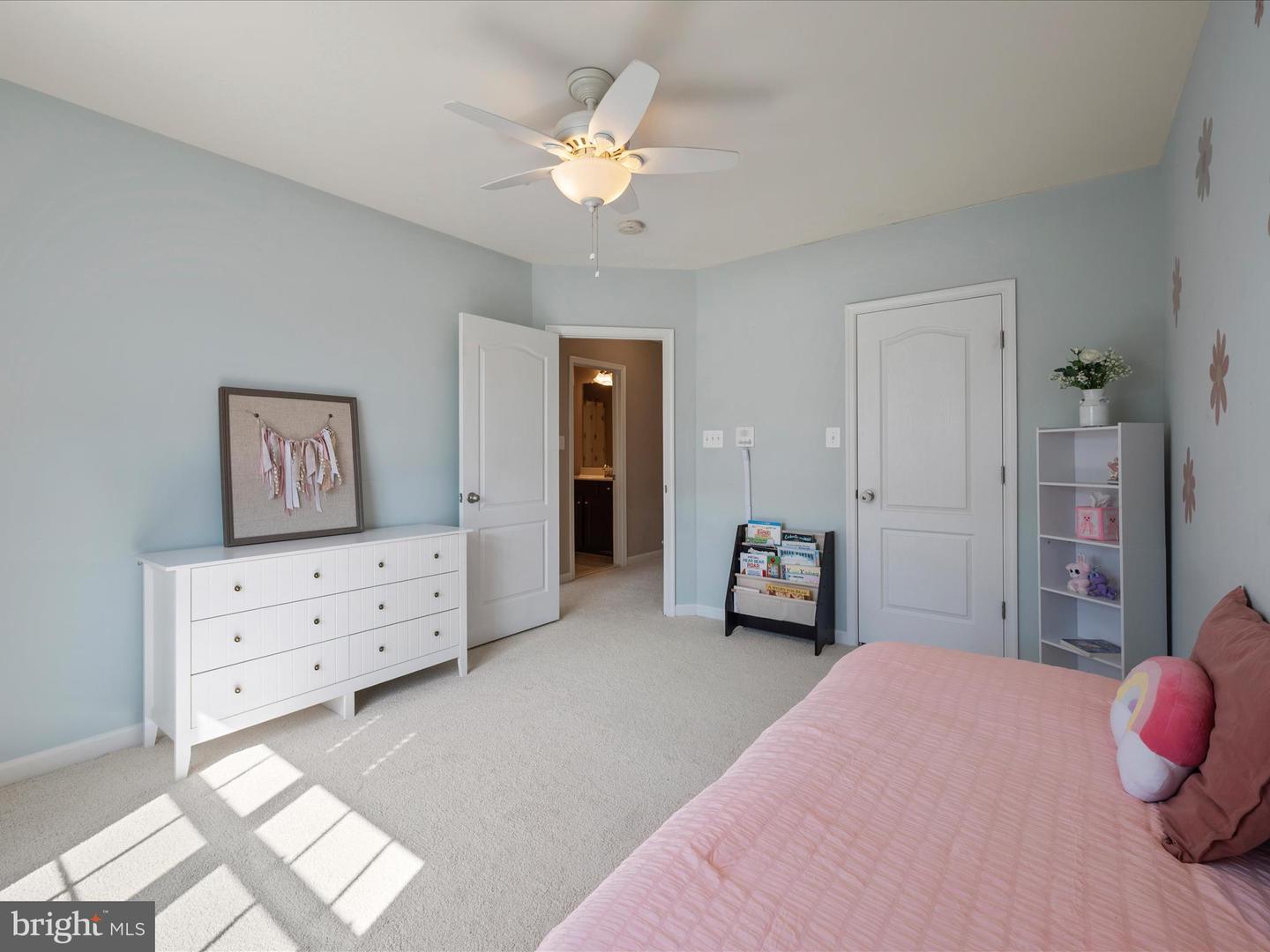 19264 KOSLOWSKI SQ, LEESBURG, Virginia 20176, 3 Bedrooms Bedrooms, ,2 BathroomsBathrooms,Residential,For sale,19264 KOSLOWSKI SQ,VALO2107342 MLS # VALO2107342
