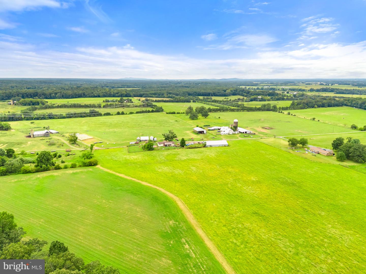 5364 WOODSIDE LN, BEALETON, Virginia 22712, 3 Bedrooms Bedrooms, ,1 BathroomBathrooms,Residential,For sale,5364 WOODSIDE LN,VAFQ2018422 MLS # VAFQ2018422