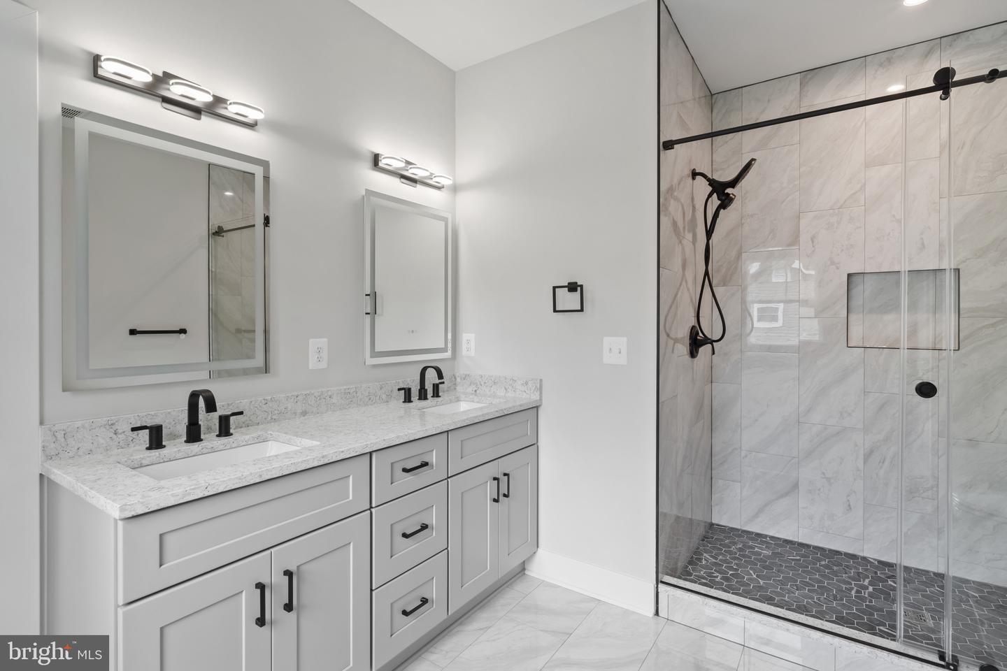 11516 SMITHFIELD RD, MANASSAS, Virginia 20112, 3 Bedrooms Bedrooms, ,3 BathroomsBathrooms,Residential,For sale,11516 SMITHFIELD RD,VAPW2104650 MLS # VAPW2104650