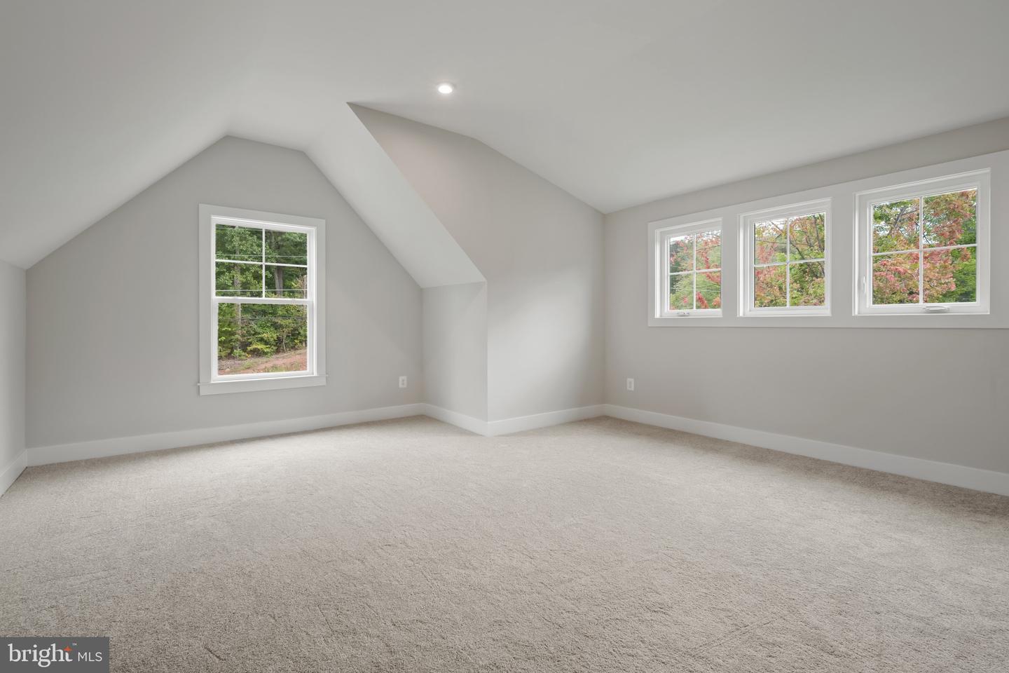 11516 SMITHFIELD RD, MANASSAS, Virginia 20112, 3 Bedrooms Bedrooms, ,3 BathroomsBathrooms,Residential,For sale,11516 SMITHFIELD RD,VAPW2104650 MLS # VAPW2104650