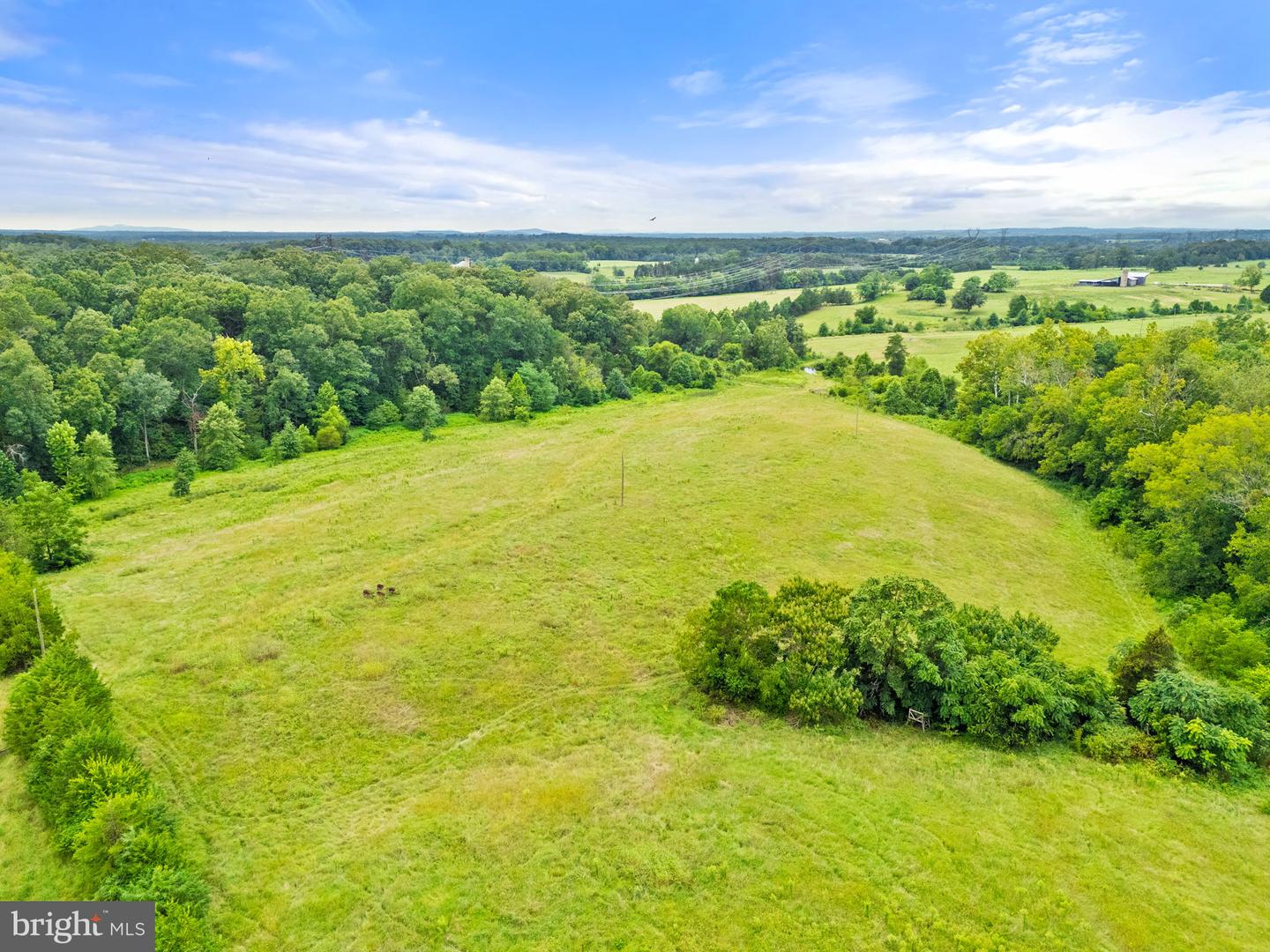 5474 WOODSIDE LN, BEALETON, Virginia 22712, 3 Bedrooms Bedrooms, ,2 BathroomsBathrooms,Farm,For sale,5474 WOODSIDE LN,VAFQ2018414 MLS # VAFQ2018414