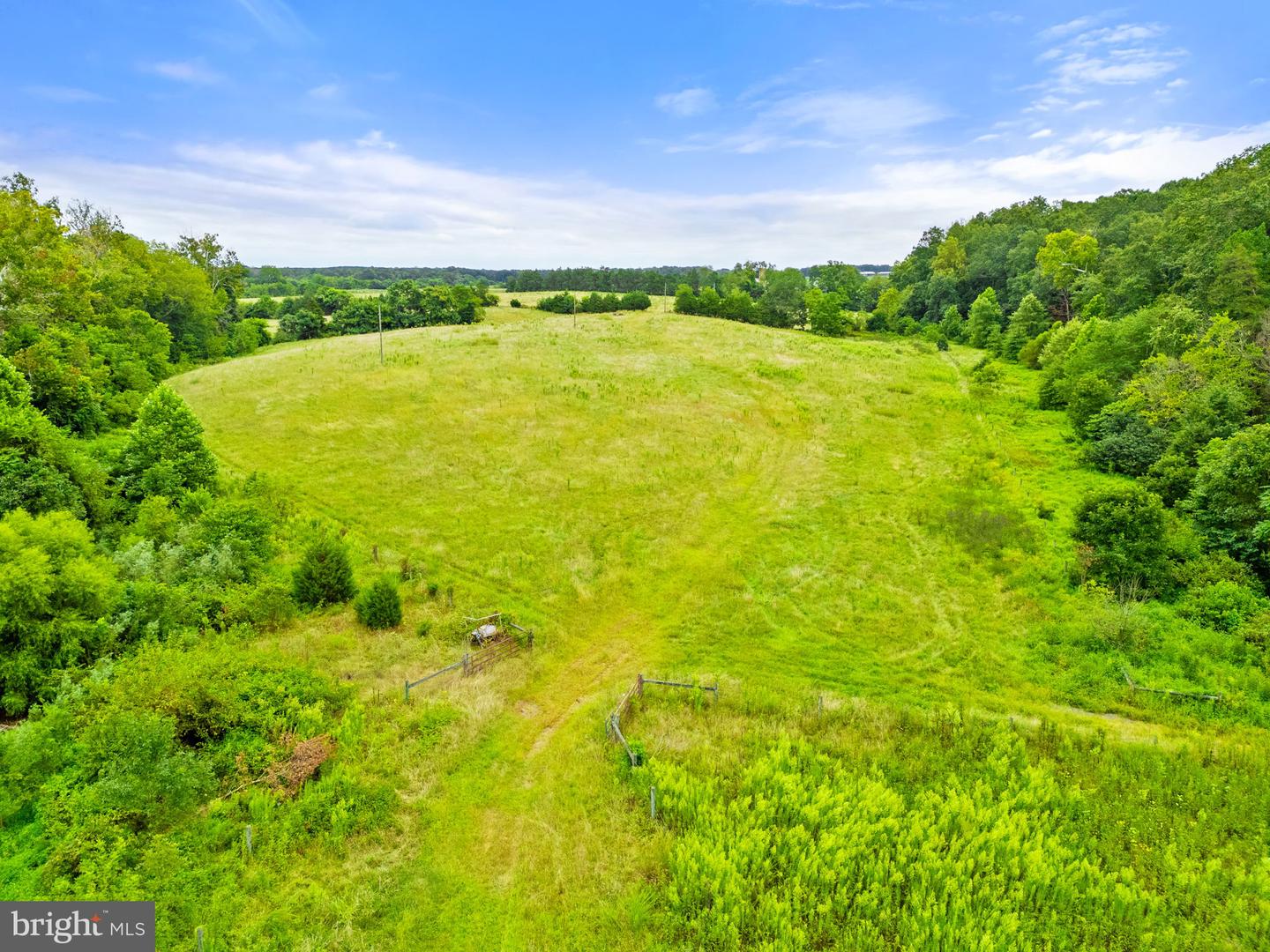 5474 WOODSIDE LN, BEALETON, Virginia 22712, 3 Bedrooms Bedrooms, ,2 BathroomsBathrooms,Farm,For sale,5474 WOODSIDE LN,VAFQ2018414 MLS # VAFQ2018414