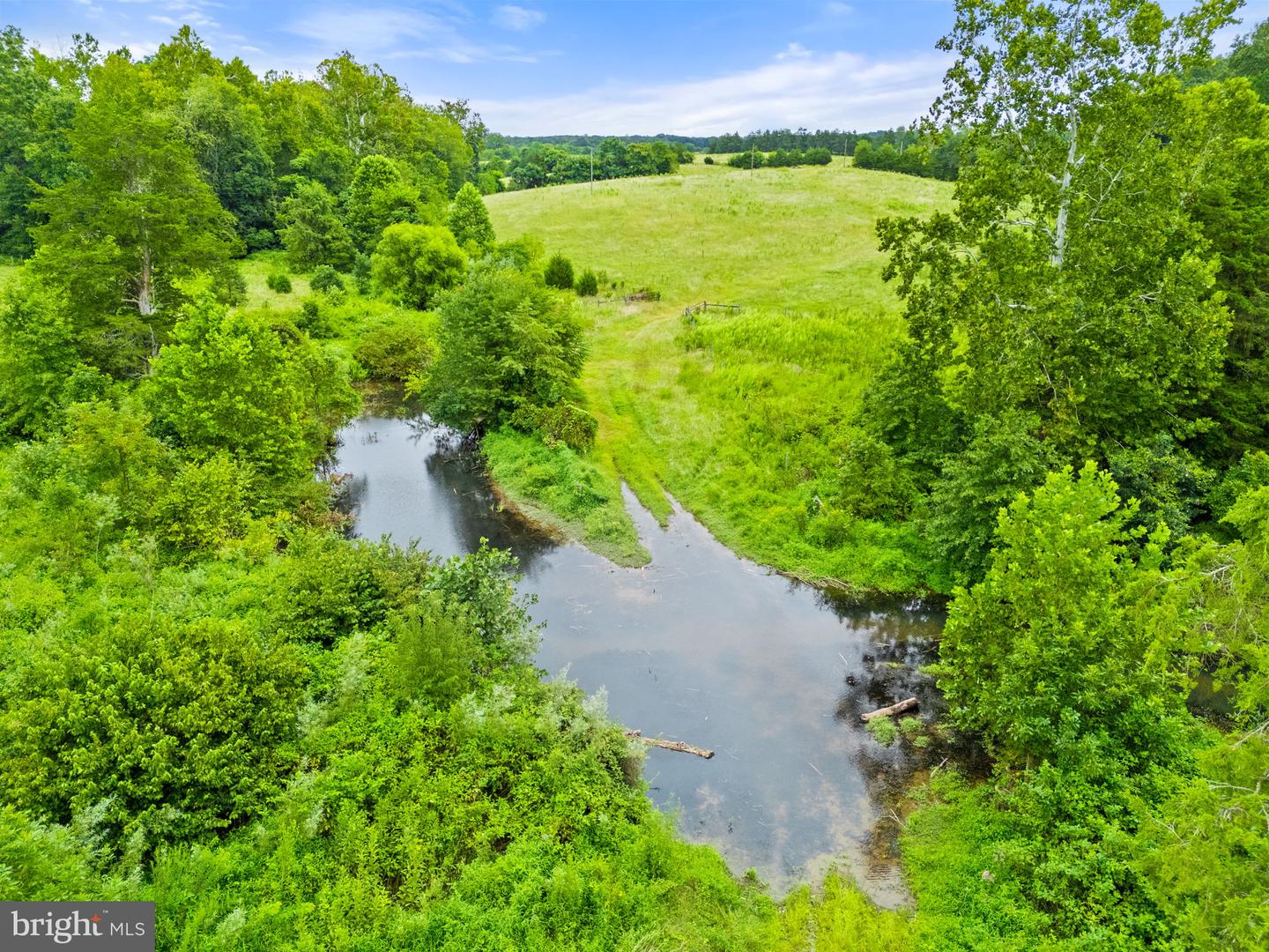 5474 WOODSIDE LN, BEALETON, Virginia 22712, 3 Bedrooms Bedrooms, ,2 BathroomsBathrooms,Farm,For sale,5474 WOODSIDE LN,VAFQ2018414 MLS # VAFQ2018414