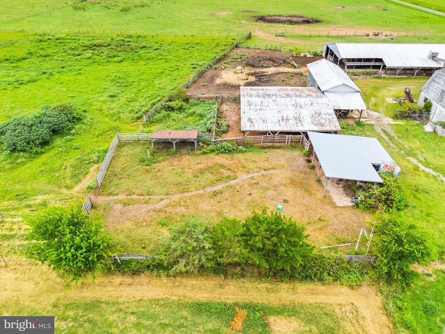 5474 WOODSIDE LN, BEALETON, Virginia 22712, 3 Bedrooms Bedrooms, ,2 BathroomsBathrooms,Farm,For sale,5474 WOODSIDE LN,VAFQ2018414 MLS # VAFQ2018414