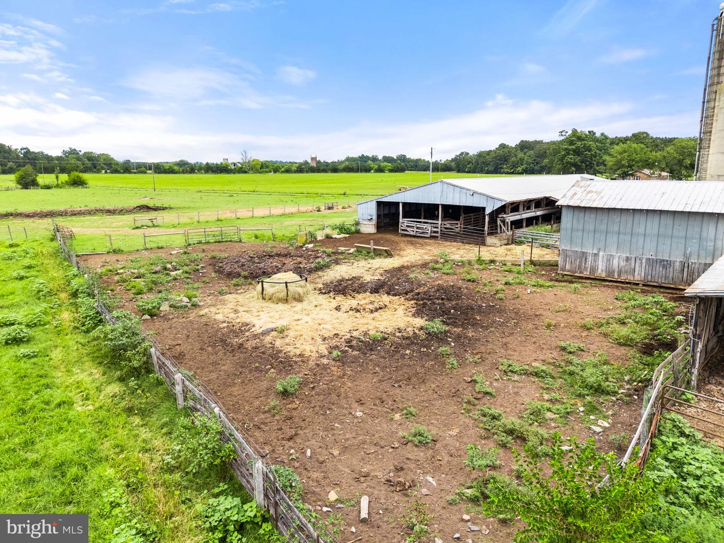 5474 WOODSIDE LN, BEALETON, Virginia 22712, 3 Bedrooms Bedrooms, ,2 BathroomsBathrooms,Farm,For sale,5474 WOODSIDE LN,VAFQ2018414 MLS # VAFQ2018414