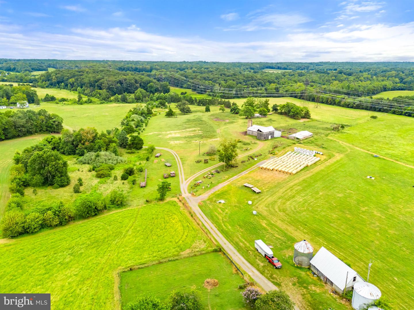 5474 WOODSIDE LN, BEALETON, Virginia 22712, 3 Bedrooms Bedrooms, ,2 BathroomsBathrooms,Farm,For sale,5474 WOODSIDE LN,VAFQ2018414 MLS # VAFQ2018414