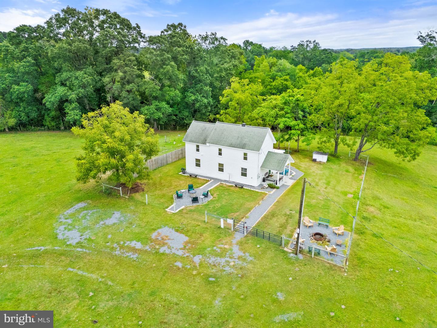 5474 WOODSIDE LN, BEALETON, Virginia 22712, 3 Bedrooms Bedrooms, ,2 BathroomsBathrooms,Farm,For sale,5474 WOODSIDE LN,VAFQ2018414 MLS # VAFQ2018414