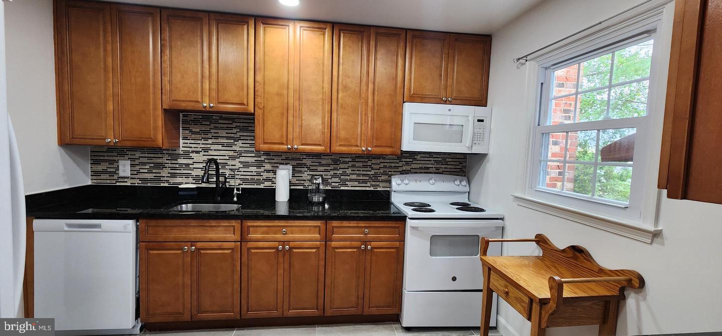 1030 SALISBURY CT, STERLING, Virginia 20164, 4 Bedrooms Bedrooms, ,3 BathroomsBathrooms,Residential,For sale,1030 SALISBURY CT,VALO2107676 MLS # VALO2107676