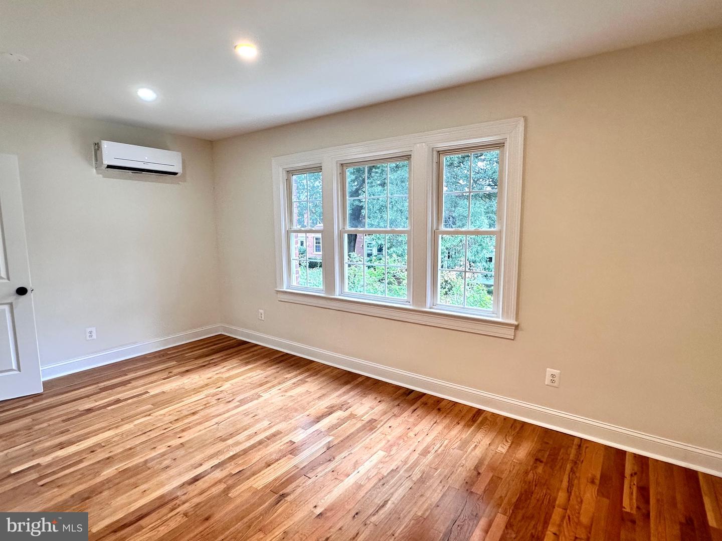 2600 16TH ST S #696, ARLINGTON, Virginia 22204, 2 Bedrooms Bedrooms, ,1 BathroomBathrooms,Residential,For sale,2600 16TH ST S #696,VAAR2064250 MLS # VAAR2064250