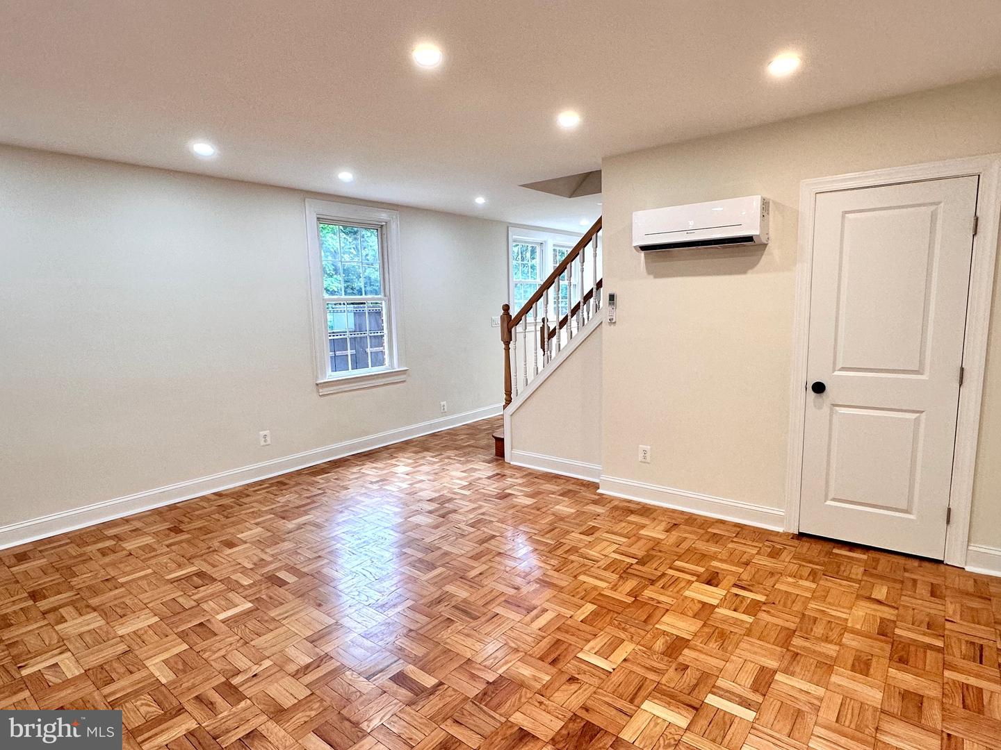 2600 16TH ST S #696, ARLINGTON, Virginia 22204, 2 Bedrooms Bedrooms, ,1 BathroomBathrooms,Residential,For sale,2600 16TH ST S #696,VAAR2064250 MLS # VAAR2064250