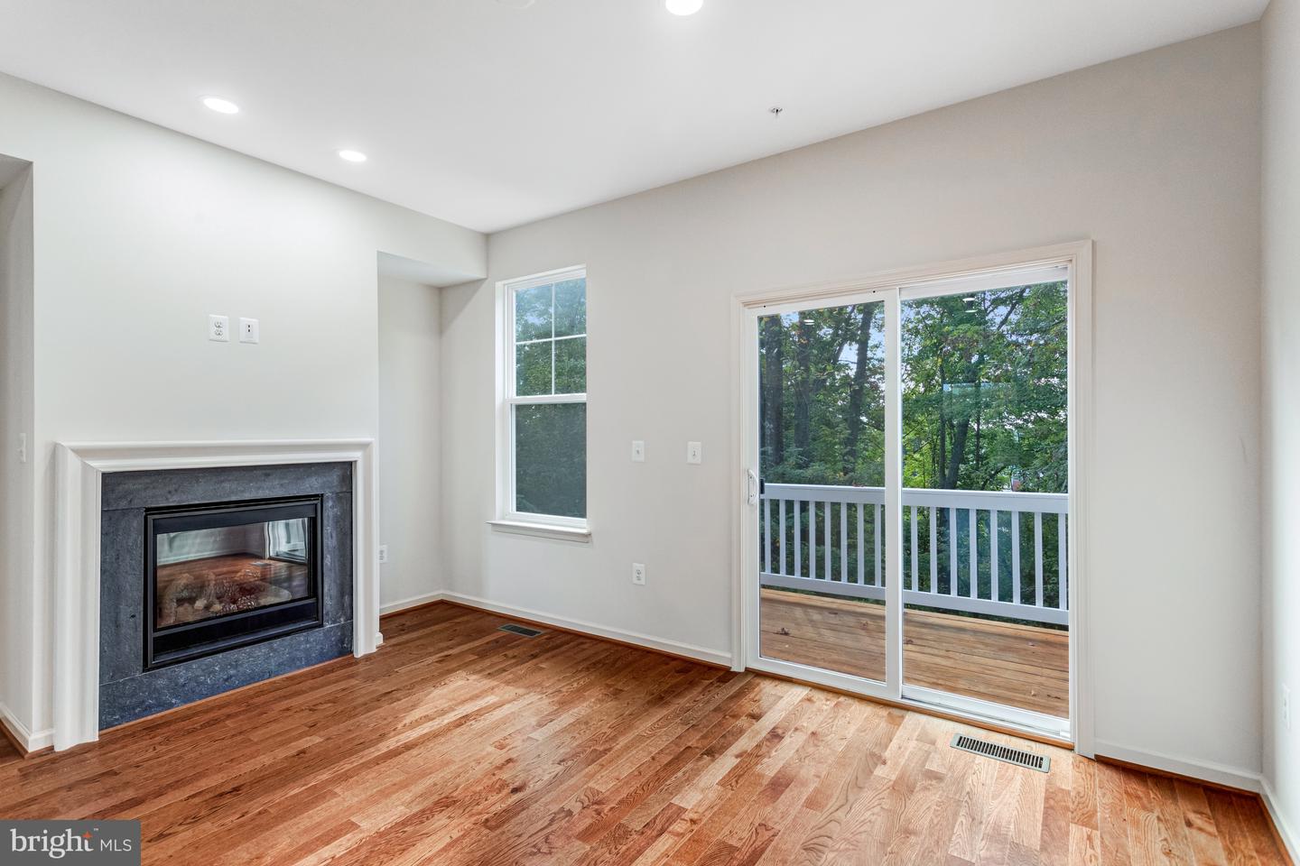 1575 RENATE DR, WOODBRIDGE, Virginia 22192, 3 Bedrooms Bedrooms, ,3 BathroomsBathrooms,Residential,For sale,1575 RENATE DR,VAPW2104958 MLS # VAPW2104958