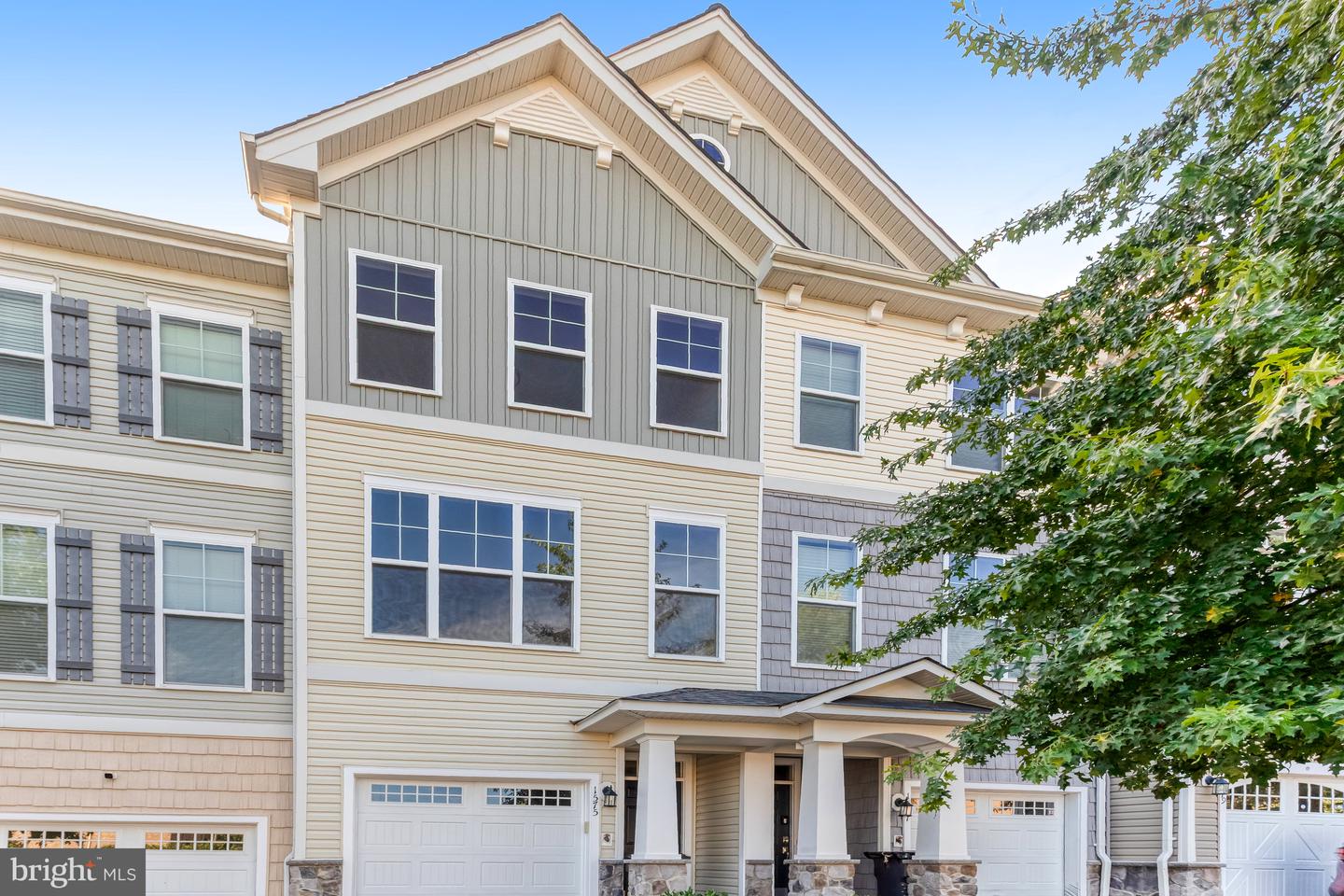 1575 RENATE DR, WOODBRIDGE, Virginia 22192, 3 Bedrooms Bedrooms, ,3 BathroomsBathrooms,Residential,For sale,1575 RENATE DR,VAPW2104958 MLS # VAPW2104958