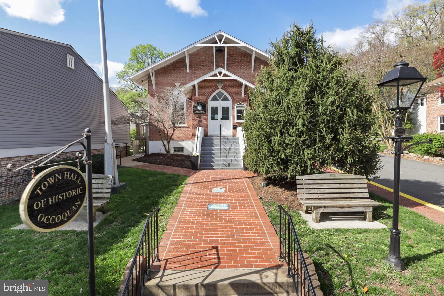 1575 RENATE DR, WOODBRIDGE, Virginia 22192, 3 Bedrooms Bedrooms, ,3 BathroomsBathrooms,Residential,For sale,1575 RENATE DR,VAPW2104958 MLS # VAPW2104958