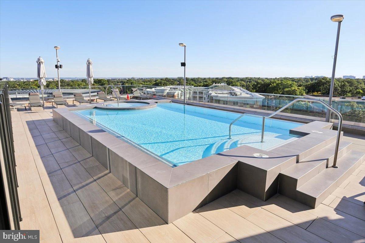 1021 N GARFIELD ST #806, ARLINGTON, Virginia 22201, 1 Room Rooms,1 BathroomBathrooms,Residential,For sale,1021 N GARFIELD ST #806,VAAR2064288 MLS # VAAR2064288 1021 N GARFIELD ST #806, ARLINGTON, Virginia 22201, 1 Room Rooms,1 BathroomBathrooms,Residential,For sale,1021 N GARFIELD ST #806,VAAR2064288 MLS # VAAR2064288