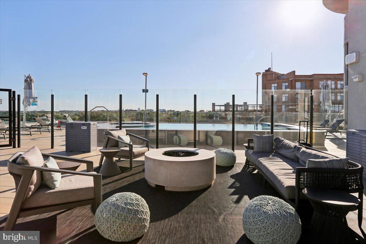 1021 N GARFIELD ST #806, ARLINGTON, Virginia 22201, 1 Room Rooms,1 BathroomBathrooms,Residential,For sale,1021 N GARFIELD ST #806,VAAR2064288 MLS # VAAR2064288 1021 N GARFIELD ST #806, ARLINGTON, Virginia 22201, 1 Room Rooms,1 BathroomBathrooms,Residential,For sale,1021 N GARFIELD ST #806,VAAR2064288 MLS # VAAR2064288