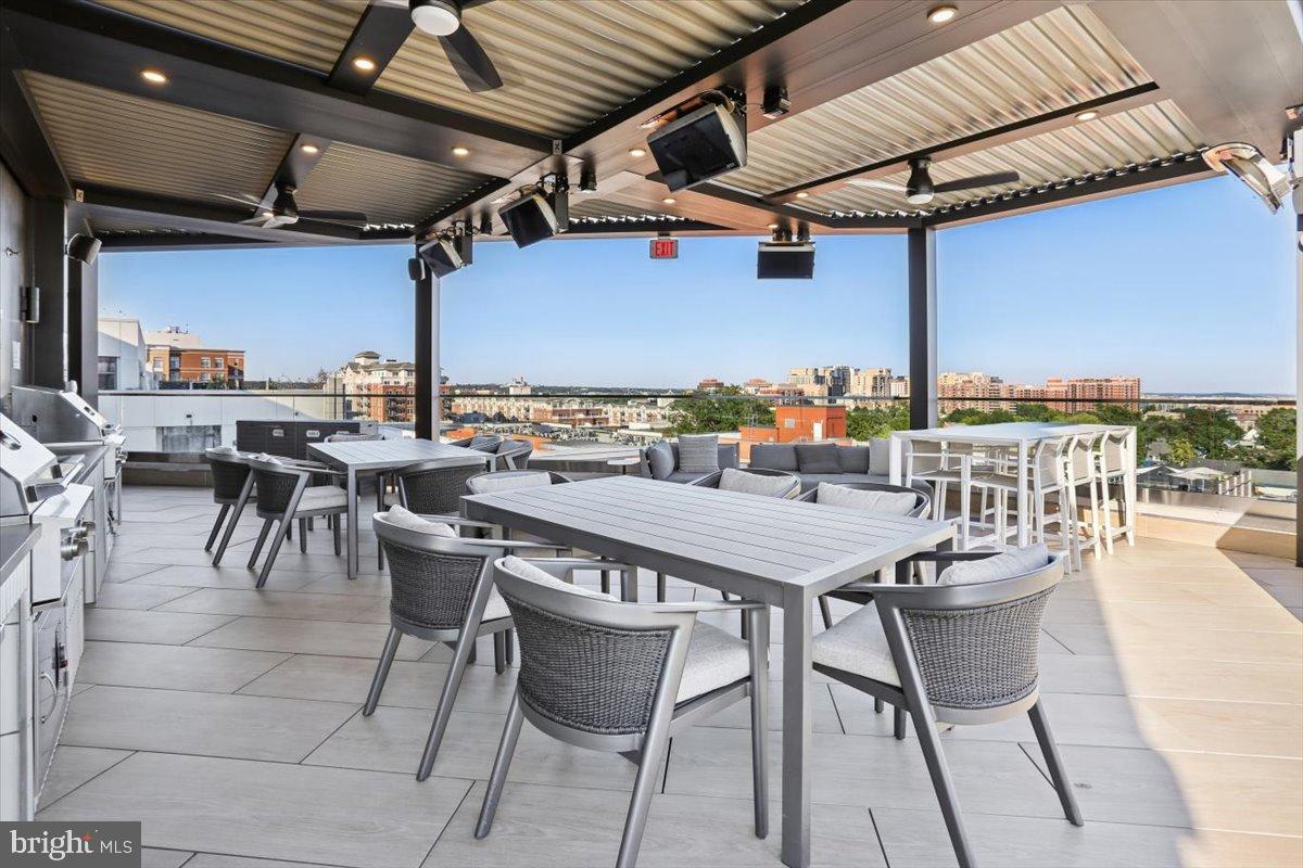 1021 N GARFIELD ST #806, ARLINGTON, Virginia 22201, 1 Room Rooms,1 BathroomBathrooms,Residential,For sale,1021 N GARFIELD ST #806,VAAR2064288 MLS # VAAR2064288 1021 N GARFIELD ST #806, ARLINGTON, Virginia 22201, 1 Room Rooms,1 BathroomBathrooms,Residential,For sale,1021 N GARFIELD ST #806,VAAR2064288 MLS # VAAR2064288