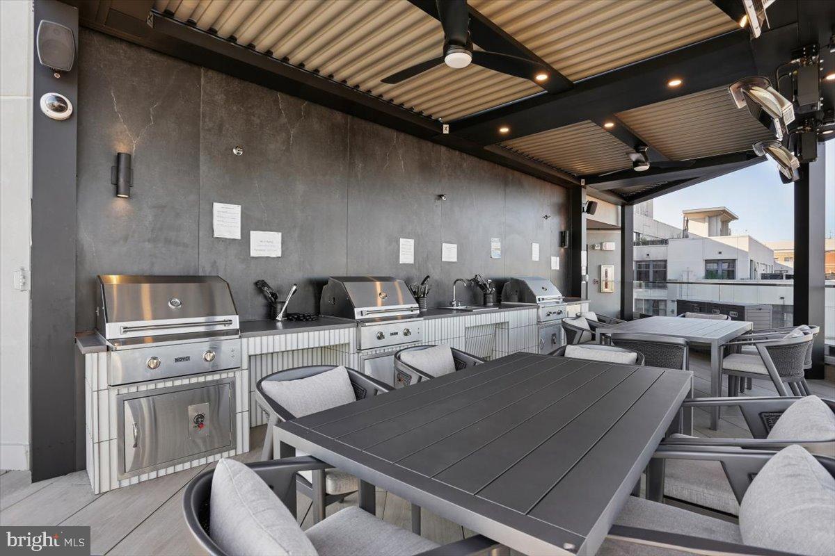 1021 N GARFIELD ST #806, ARLINGTON, Virginia 22201, 1 Room Rooms,1 BathroomBathrooms,Residential,For sale,1021 N GARFIELD ST #806,VAAR2064288 MLS # VAAR2064288 1021 N GARFIELD ST #806, ARLINGTON, Virginia 22201, 1 Room Rooms,1 BathroomBathrooms,Residential,For sale,1021 N GARFIELD ST #806,VAAR2064288 MLS # VAAR2064288