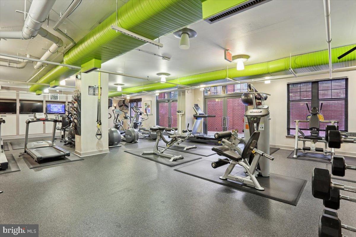 1021 N GARFIELD ST #806, ARLINGTON, Virginia 22201, 1 Room Rooms,1 BathroomBathrooms,Residential,For sale,1021 N GARFIELD ST #806,VAAR2064288 MLS # VAAR2064288 1021 N GARFIELD ST #806, ARLINGTON, Virginia 22201, 1 Room Rooms,1 BathroomBathrooms,Residential,For sale,1021 N GARFIELD ST #806,VAAR2064288 MLS # VAAR2064288