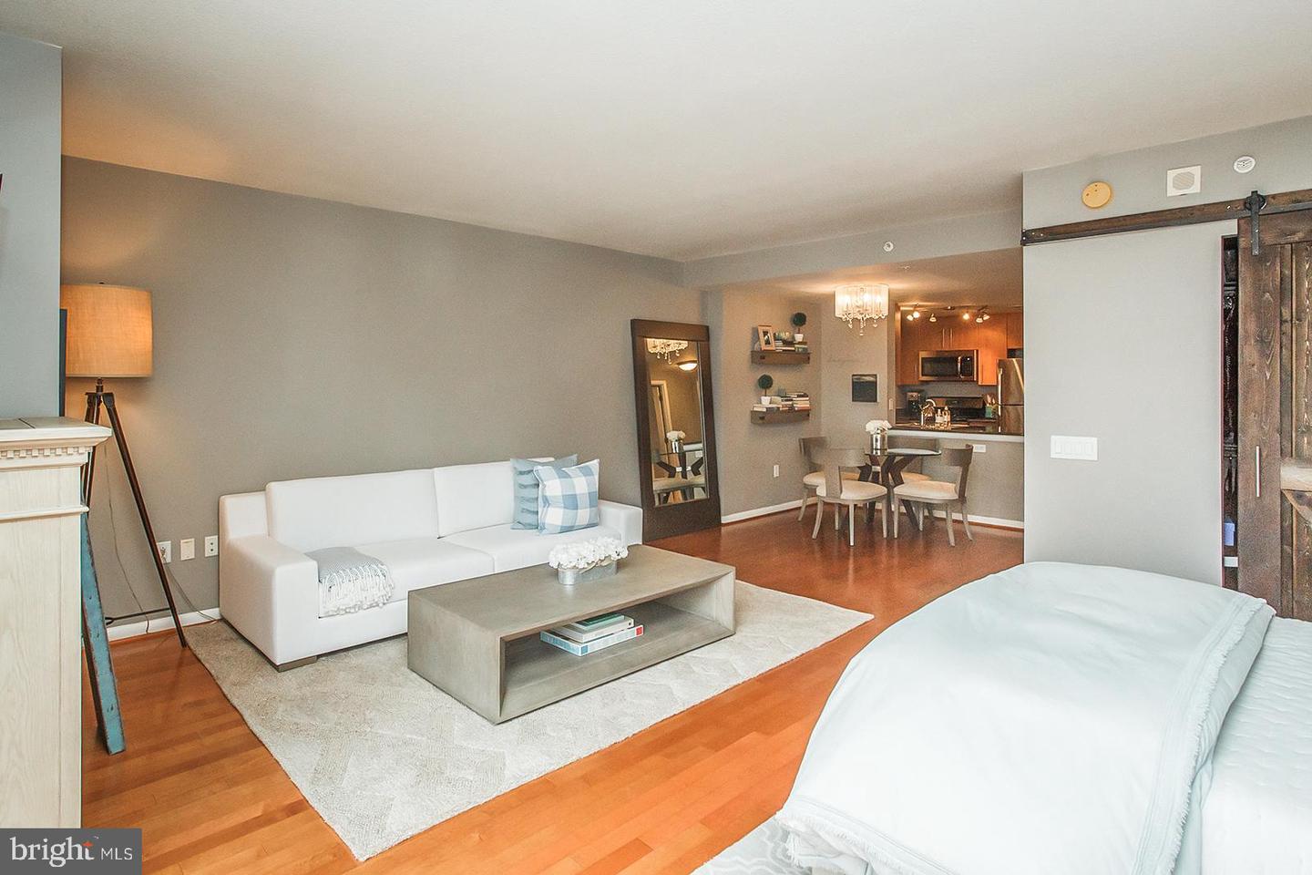 1021 N GARFIELD ST #806, ARLINGTON, Virginia 22201, 1 Room Rooms,1 BathroomBathrooms,Residential,For sale,1021 N GARFIELD ST #806,VAAR2064288 MLS # VAAR2064288