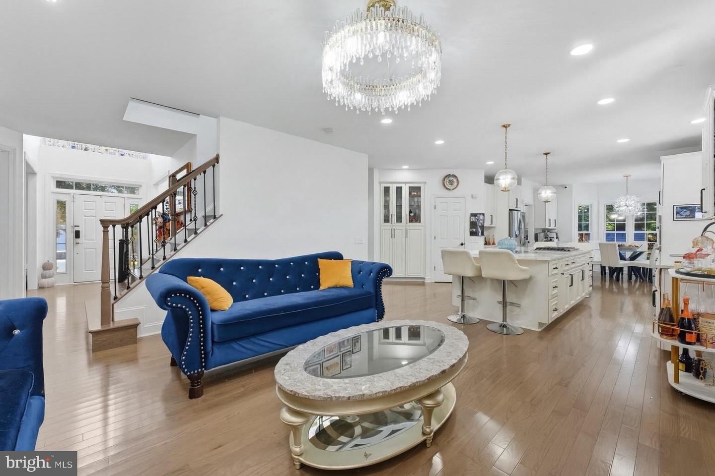 2725 ROBALEED WAY, HERNDON, Virginia 20171, 6 Bedrooms Bedrooms, 20 Rooms Rooms,4 BathroomsBathrooms,Residential,For sale,2725 ROBALEED WAY,VAFX2269916 MLS # VAFX2269916