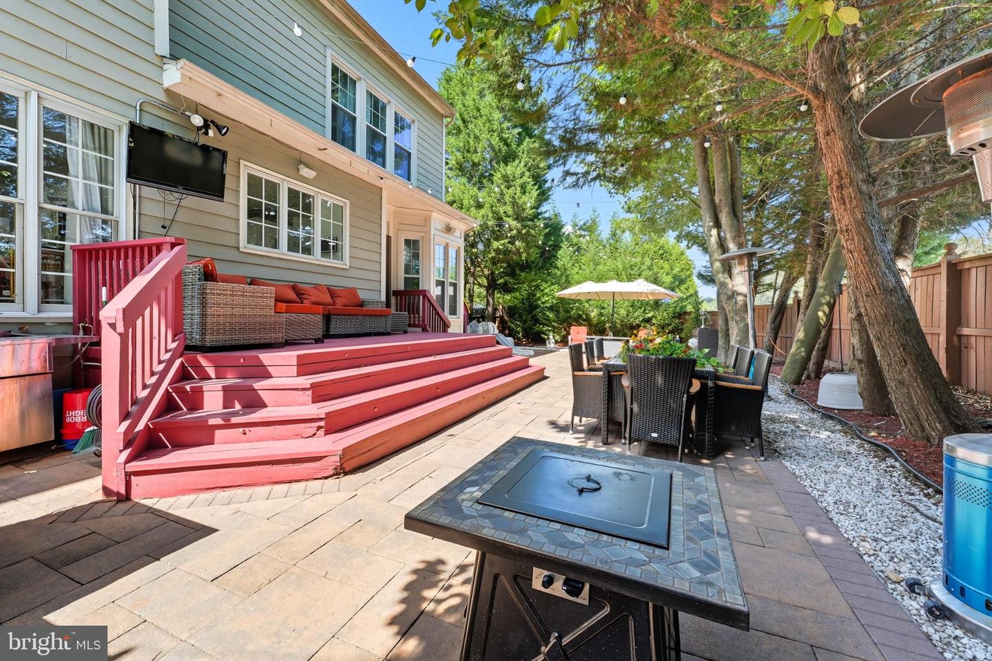 2725 ROBALEED WAY, HERNDON, Virginia 20171, 6 Bedrooms Bedrooms, 20 Rooms Rooms,4 BathroomsBathrooms,Residential,For sale,2725 ROBALEED WAY,VAFX2269916 MLS # VAFX2269916