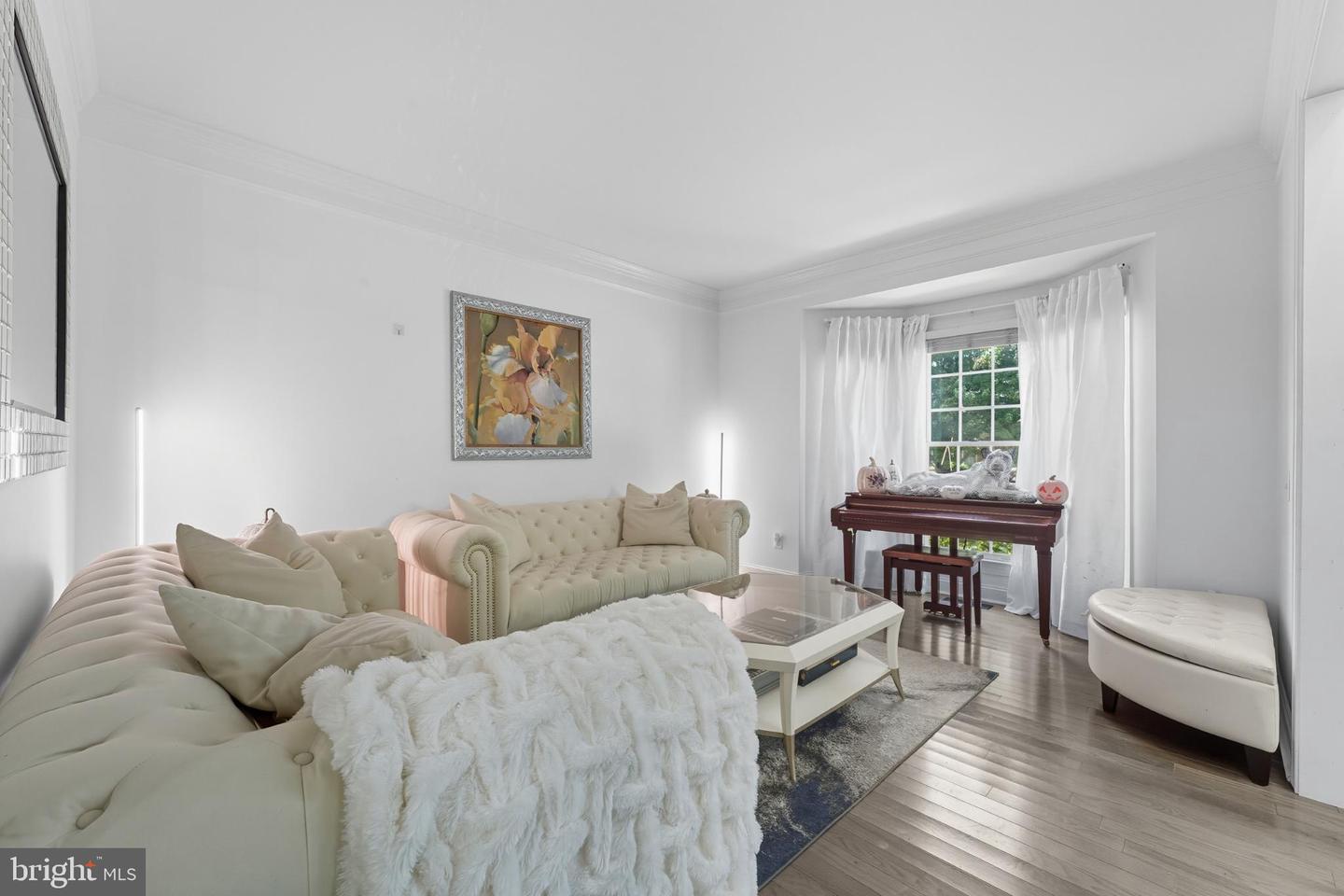 2725 ROBALEED WAY, HERNDON, Virginia 20171, 6 Bedrooms Bedrooms, 20 Rooms Rooms,4 BathroomsBathrooms,Residential,For sale,2725 ROBALEED WAY,VAFX2269916 MLS # VAFX2269916