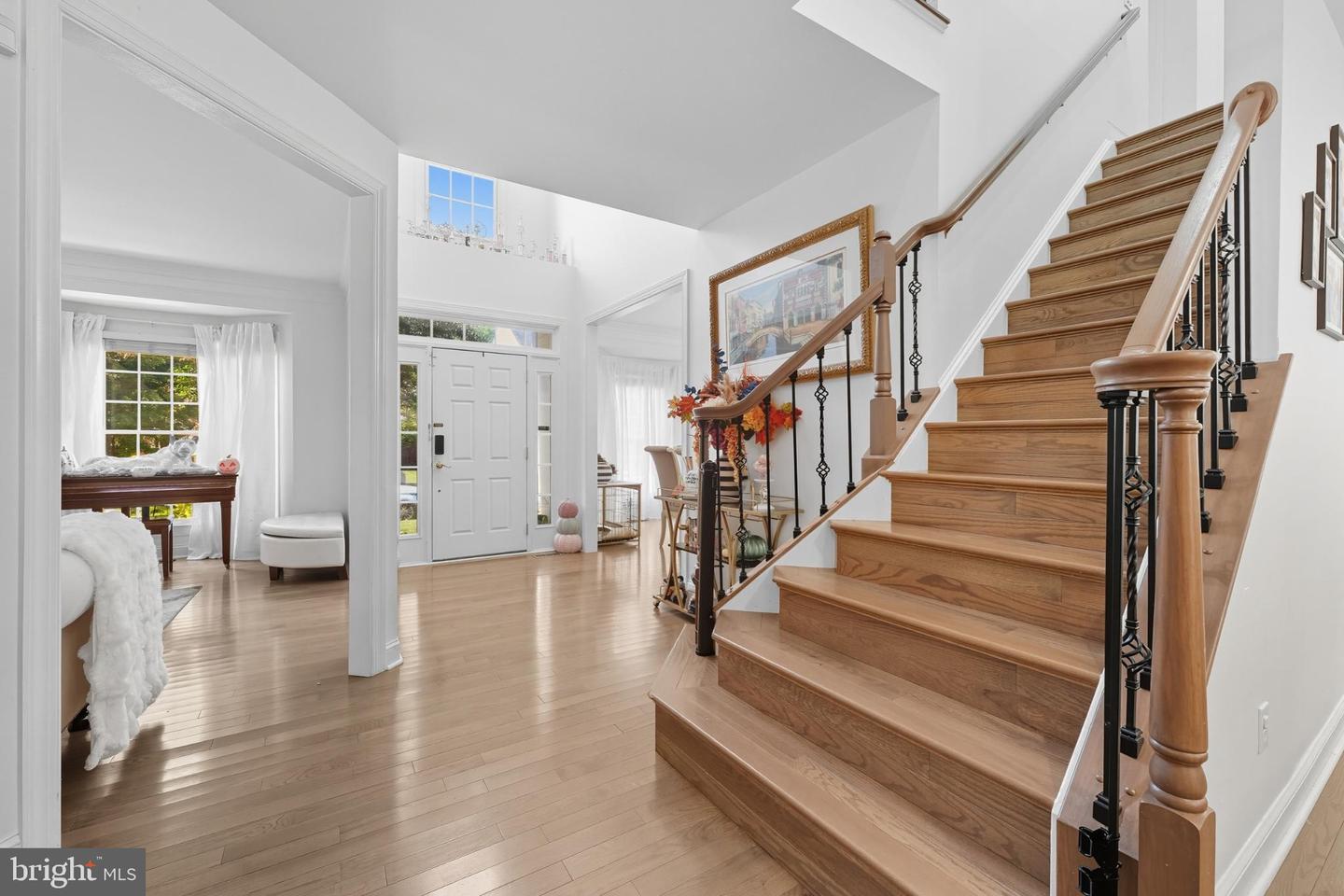 2725 ROBALEED WAY, HERNDON, Virginia 20171, 6 Bedrooms Bedrooms, 20 Rooms Rooms,4 BathroomsBathrooms,Residential,For sale,2725 ROBALEED WAY,VAFX2269916 MLS # VAFX2269916