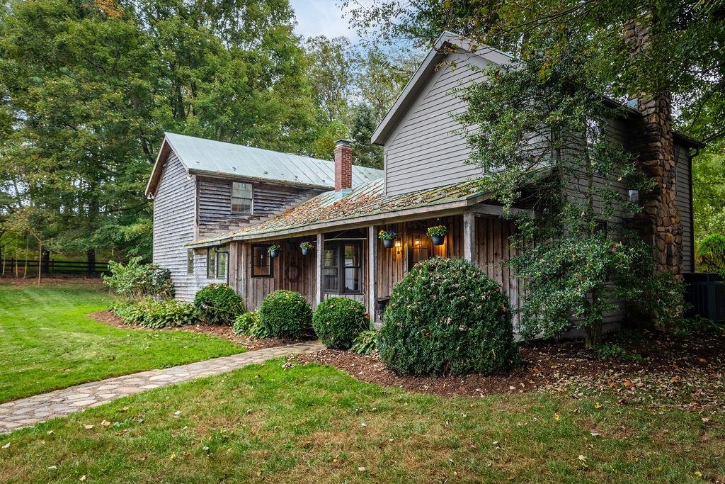 8787 THORNY BRANCH RD, BRIDGEWATER, Virginia 22812, 4 Bedrooms Bedrooms, ,3 BathroomsBathrooms,Residential,8787 THORNY BRANCH RD,669520 MLS # 669520