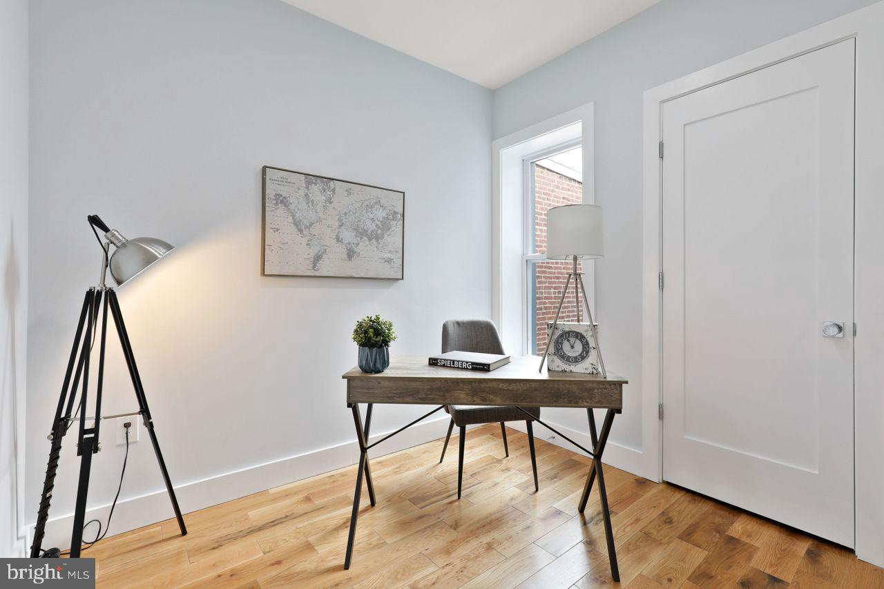 1023 FLORIDA AVE NE, WASHINGTON, District Of Columbia 20002, 5 Bedrooms Bedrooms, ,3 BathroomsBathrooms,Residential,For sale,1023 FLORIDA AVE NE,DCDC2220562 MLS # DCDC2220562