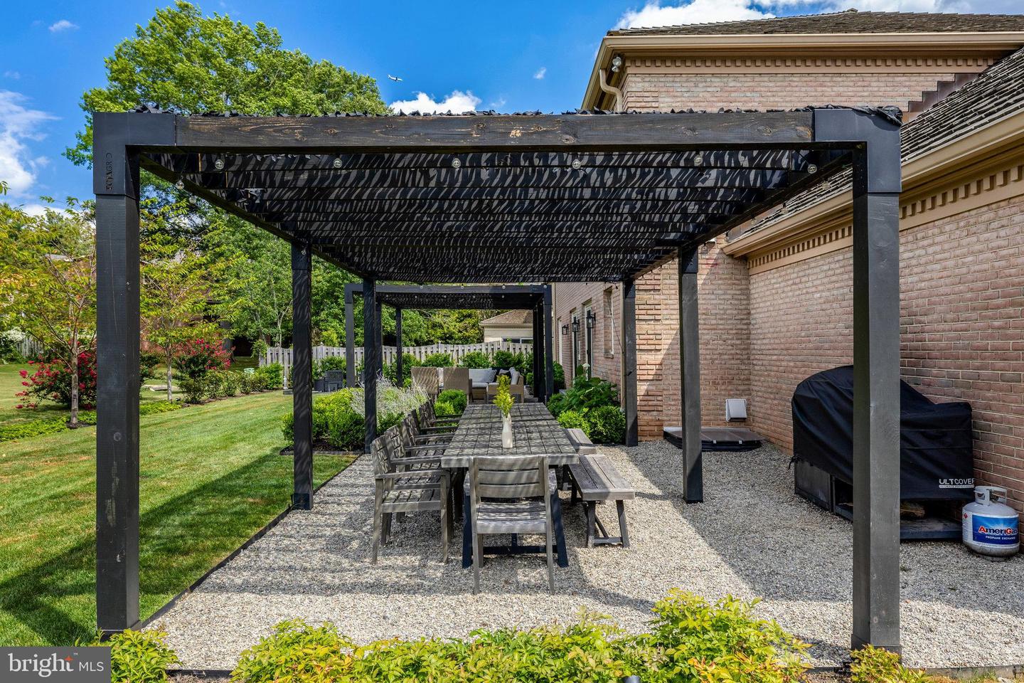 6305 DUNAWAY CT, MCLEAN, Virginia 22101, 6 Bedrooms Bedrooms, ,6 BathroomsBathrooms,Residential,For sale,6305 DUNAWAY CT,VAFX2266276 MLS # VAFX2266276