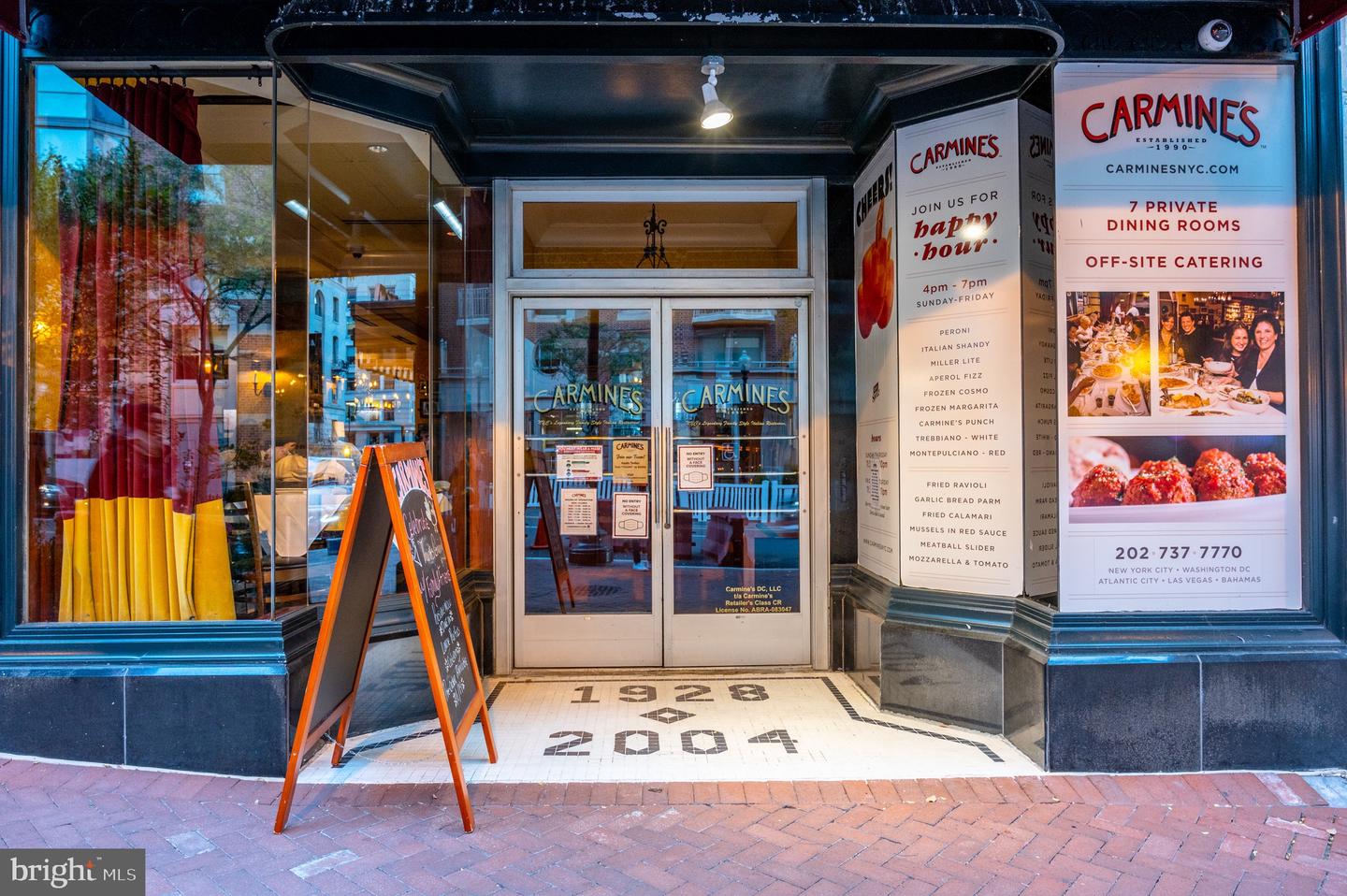 616 E ST NW #614, WASHINGTON, District Of Columbia 20004, 2 Bedrooms Bedrooms, ,2 BathroomsBathrooms,Residential,For sale,616 E ST NW #614,DCDC2222564 MLS # DCDC2222564