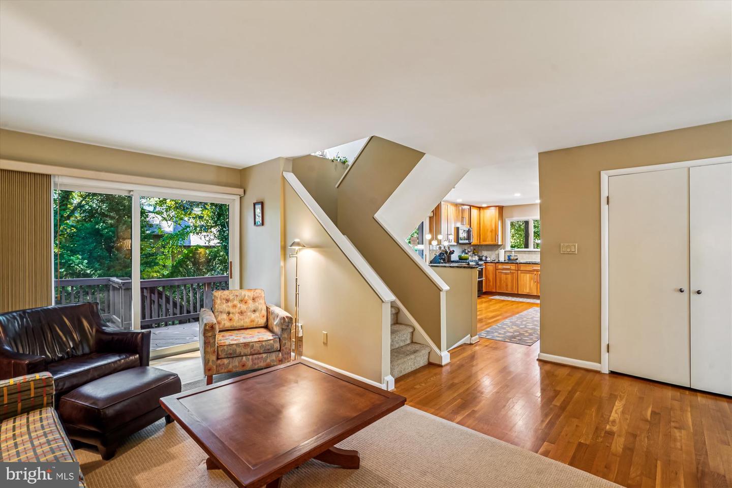 3501 REDWOOD CT, FAIRFAX, Virginia 22030, 4 Bedrooms Bedrooms, ,2 BathroomsBathrooms,Residential,For sale,3501 REDWOOD CT,VAFC2007068 MLS # VAFC2007068