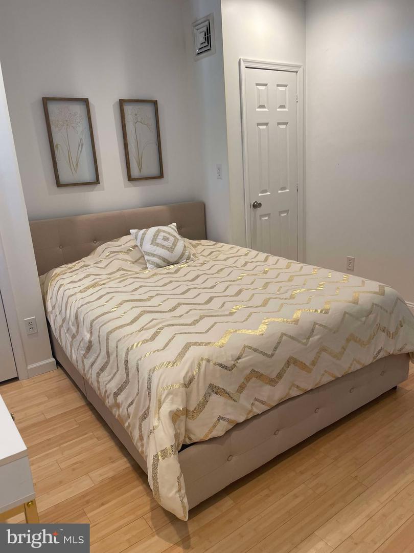 1278 MORSE ST NE, WASHINGTON, District Of Columbia 20002, 6 Bedrooms Bedrooms, ,4 BathroomsBathrooms,Residential,For sale,1278 MORSE ST NE,DCDC2223914 MLS # DCDC2223914