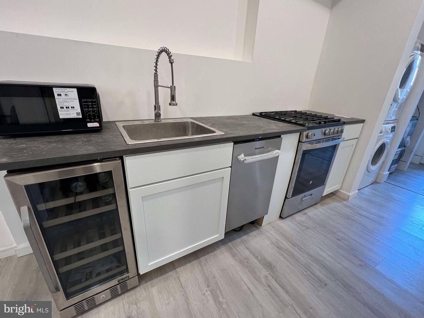 1278 MORSE ST NE, WASHINGTON, District Of Columbia 20002, 6 Bedrooms Bedrooms, ,4 BathroomsBathrooms,Residential,For sale,1278 MORSE ST NE,DCDC2223914 MLS # DCDC2223914
