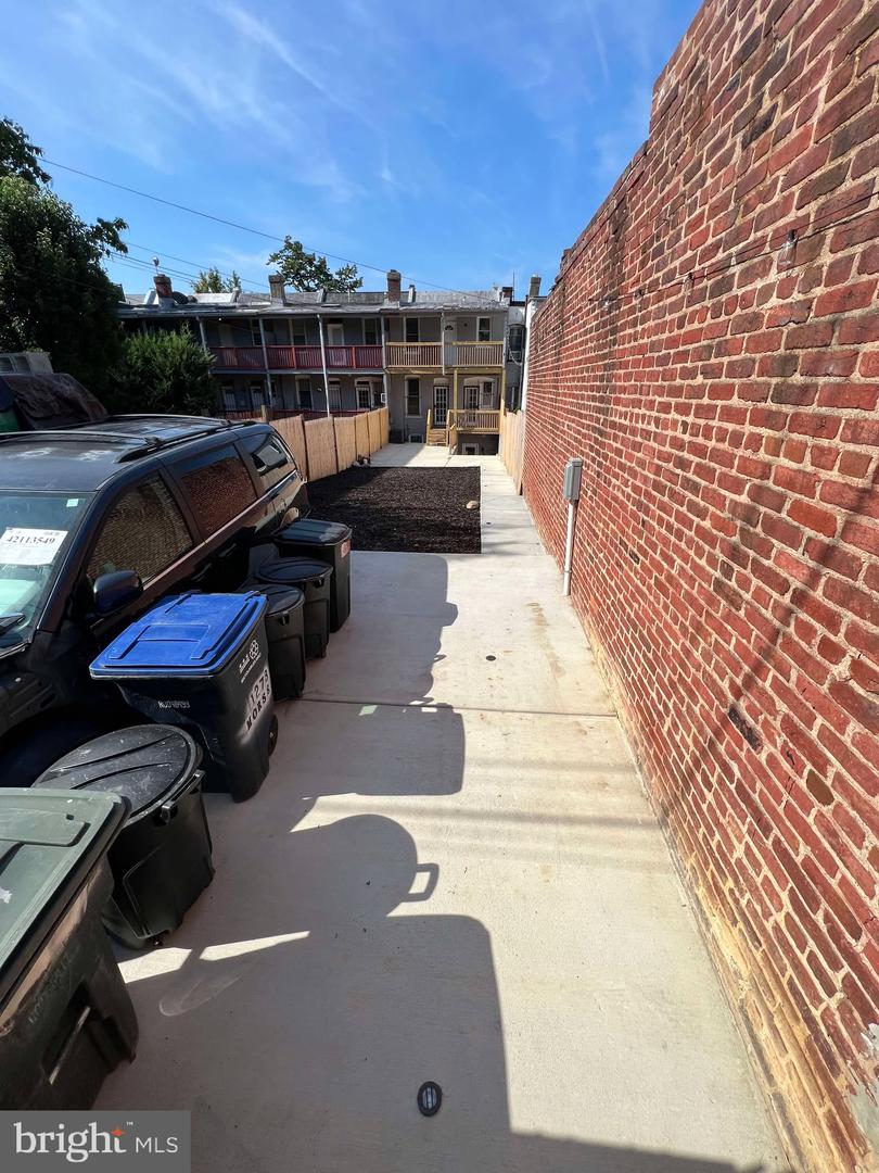 1278 MORSE ST NE, WASHINGTON, District Of Columbia 20002, 6 Bedrooms Bedrooms, ,4 BathroomsBathrooms,Residential,For sale,1278 MORSE ST NE,DCDC2223914 MLS # DCDC2223914