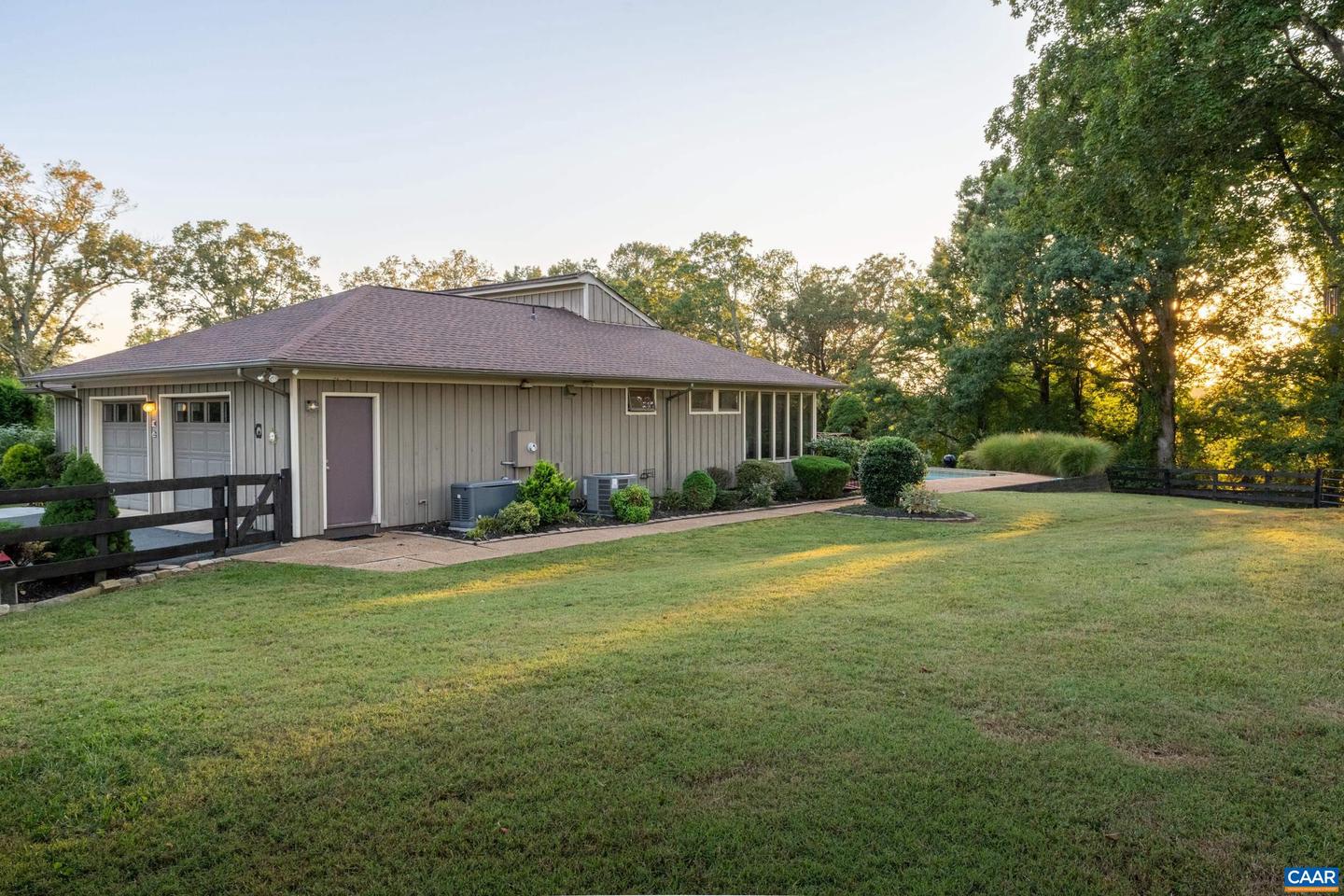 3869 STONY POINT RD, KESWICK, Virginia 22942, 3 Bedrooms Bedrooms, ,2 BathroomsBathrooms,Residential,For sale,3869 STONY POINT RD,669451 MLS # 669451