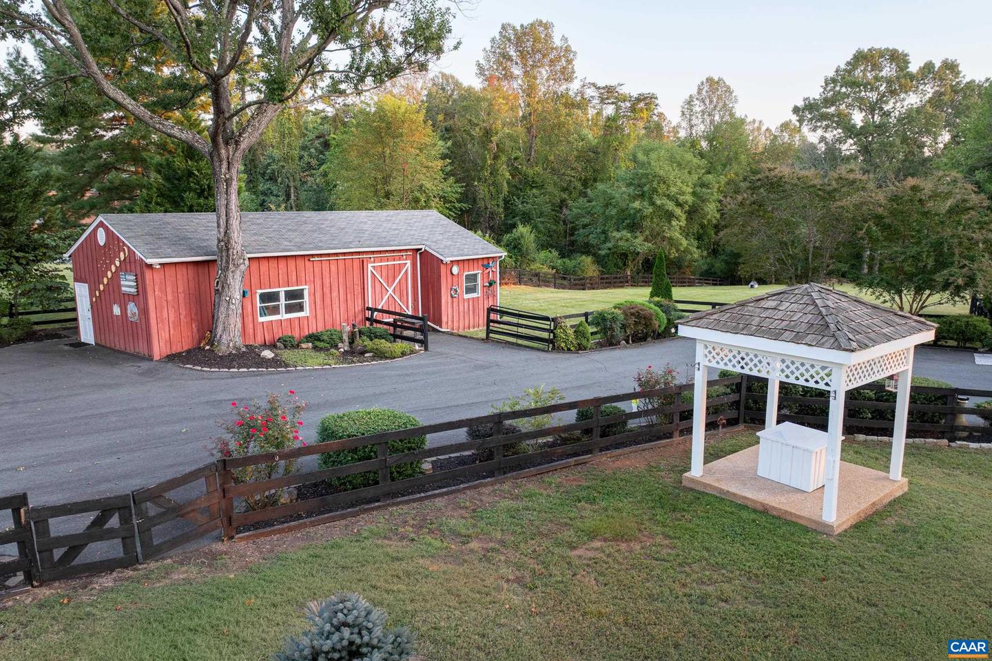 3869 STONY POINT RD, KESWICK, Virginia 22942, 3 Bedrooms Bedrooms, ,2 BathroomsBathrooms,Residential,For sale,3869 STONY POINT RD,669451 MLS # 669451