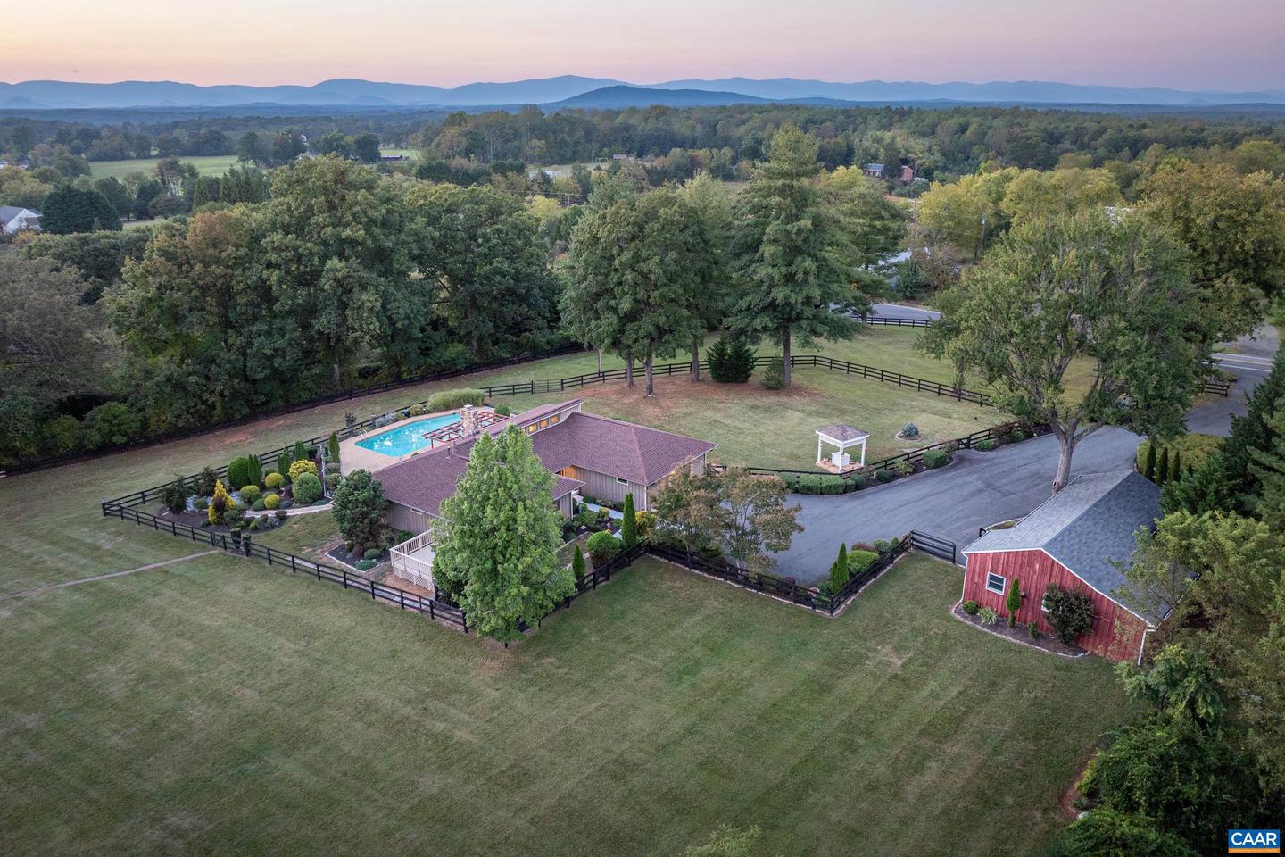 3869 STONY POINT RD, KESWICK, Virginia 22942, 3 Bedrooms Bedrooms, ,2 BathroomsBathrooms,Residential,For sale,3869 STONY POINT RD,669451 MLS # 669451
