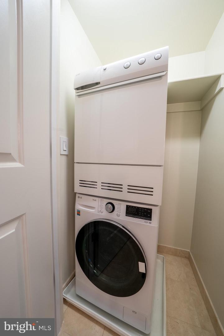 1025 1ST ST SE #611, WASHINGTON, District Of Columbia 20003, 2 Bedrooms Bedrooms, ,2 BathroomsBathrooms,Residential,For sale,1025 1ST ST SE #611,DCDC2224818 MLS # DCDC2224818