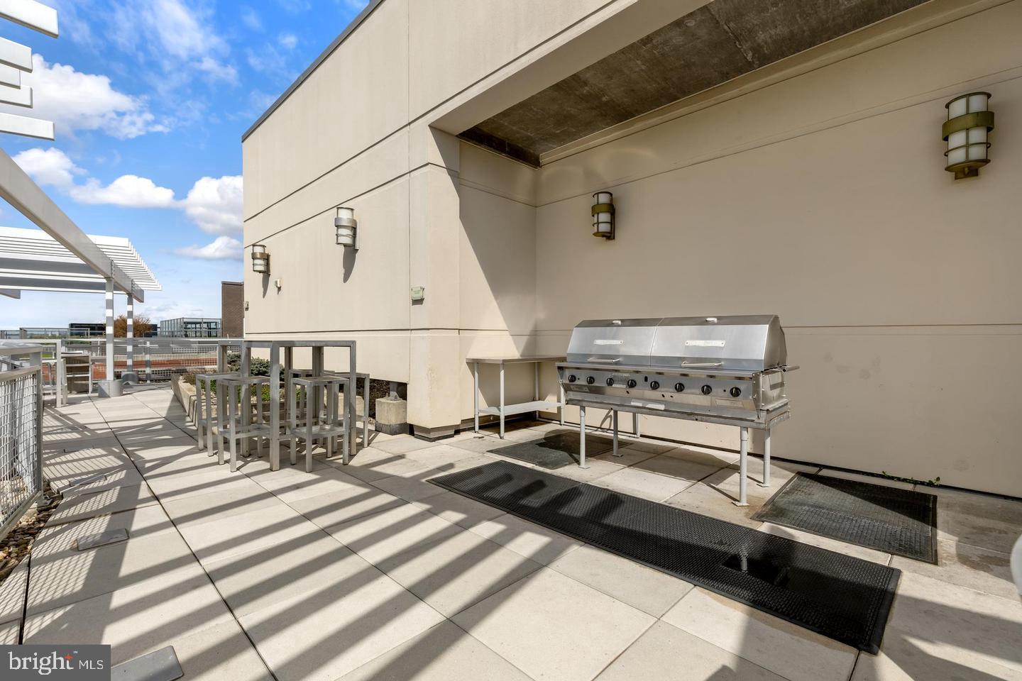 1025 1ST ST SE #611, WASHINGTON, District Of Columbia 20003, 2 Bedrooms Bedrooms, ,2 BathroomsBathrooms,Residential,For sale,1025 1ST ST SE #611,DCDC2224818 MLS # DCDC2224818
