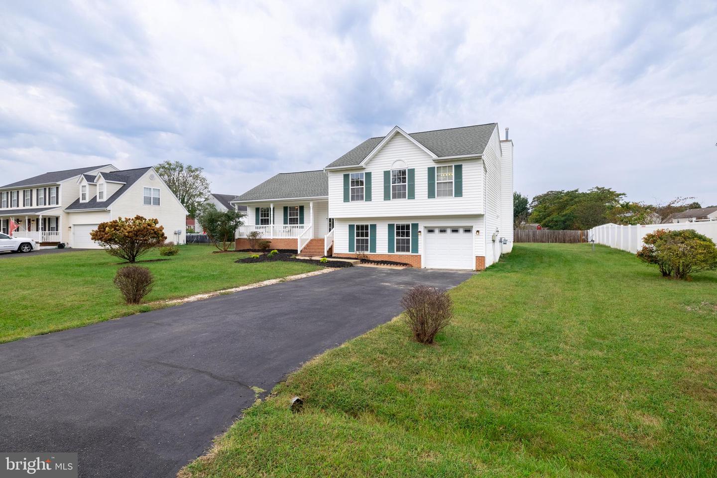 11706 INNISBROOK CIR, FREDERICKSBURG, Virginia 22407, 4 Bedrooms Bedrooms, ,3 BathroomsBathrooms,Residential,For sale,11706 INNISBROOK CIR,VASP2036568 MLS # VASP2036568