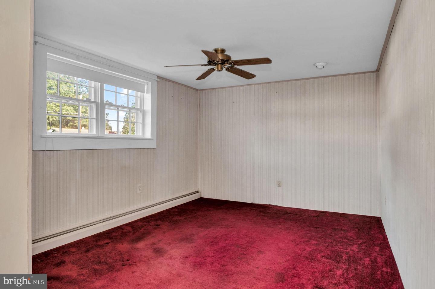 15214 COLORADO AVE, WOODBRIDGE, Virginia 22191, 3 Bedrooms Bedrooms, 9 Rooms Rooms,2 BathroomsBathrooms,Residential,For sale,15214 COLORADO AVE,VAPW2105070 MLS # VAPW2105070