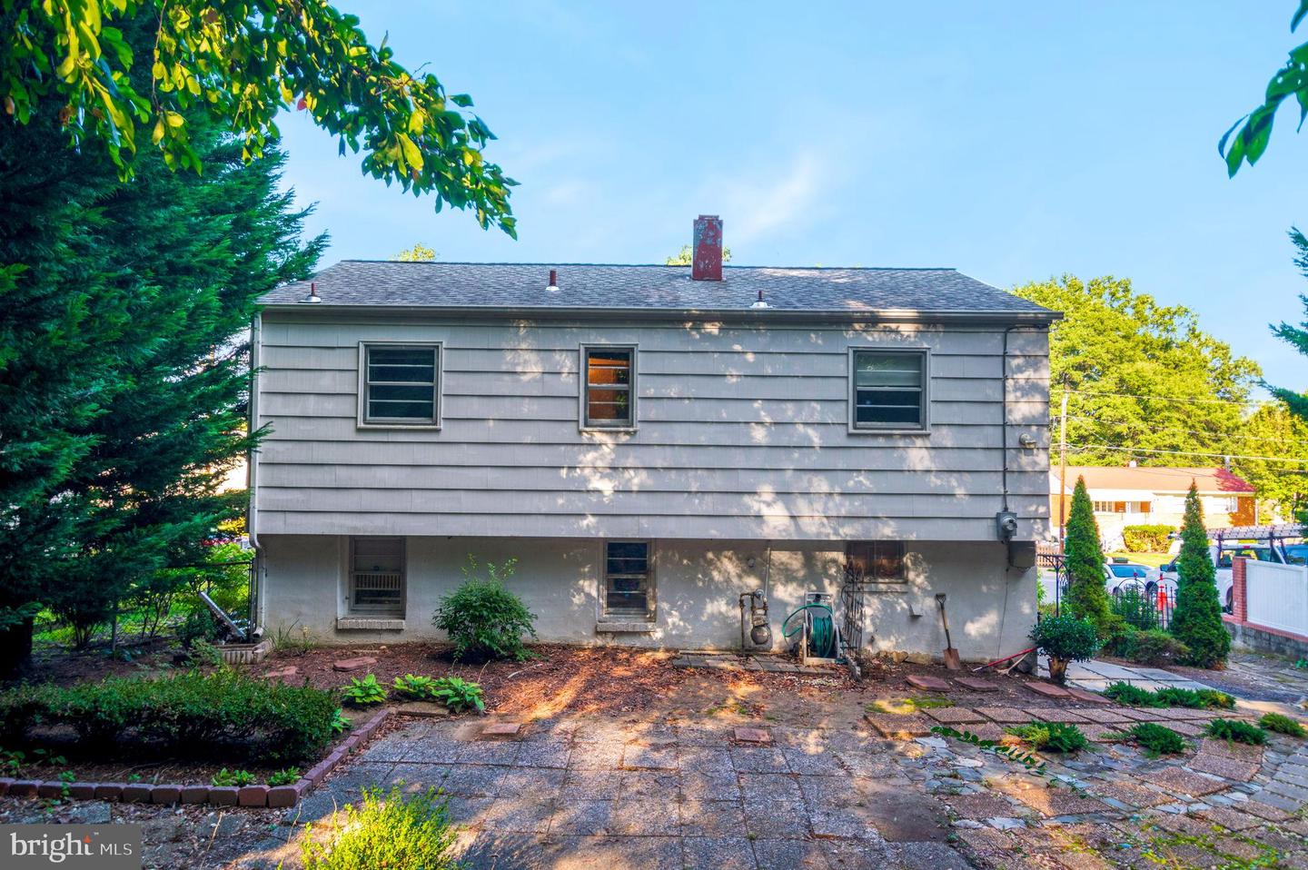 15214 COLORADO AVE, WOODBRIDGE, Virginia 22191, 3 Bedrooms Bedrooms, 9 Rooms Rooms,2 BathroomsBathrooms,Residential,For sale,15214 COLORADO AVE,VAPW2105070 MLS # VAPW2105070