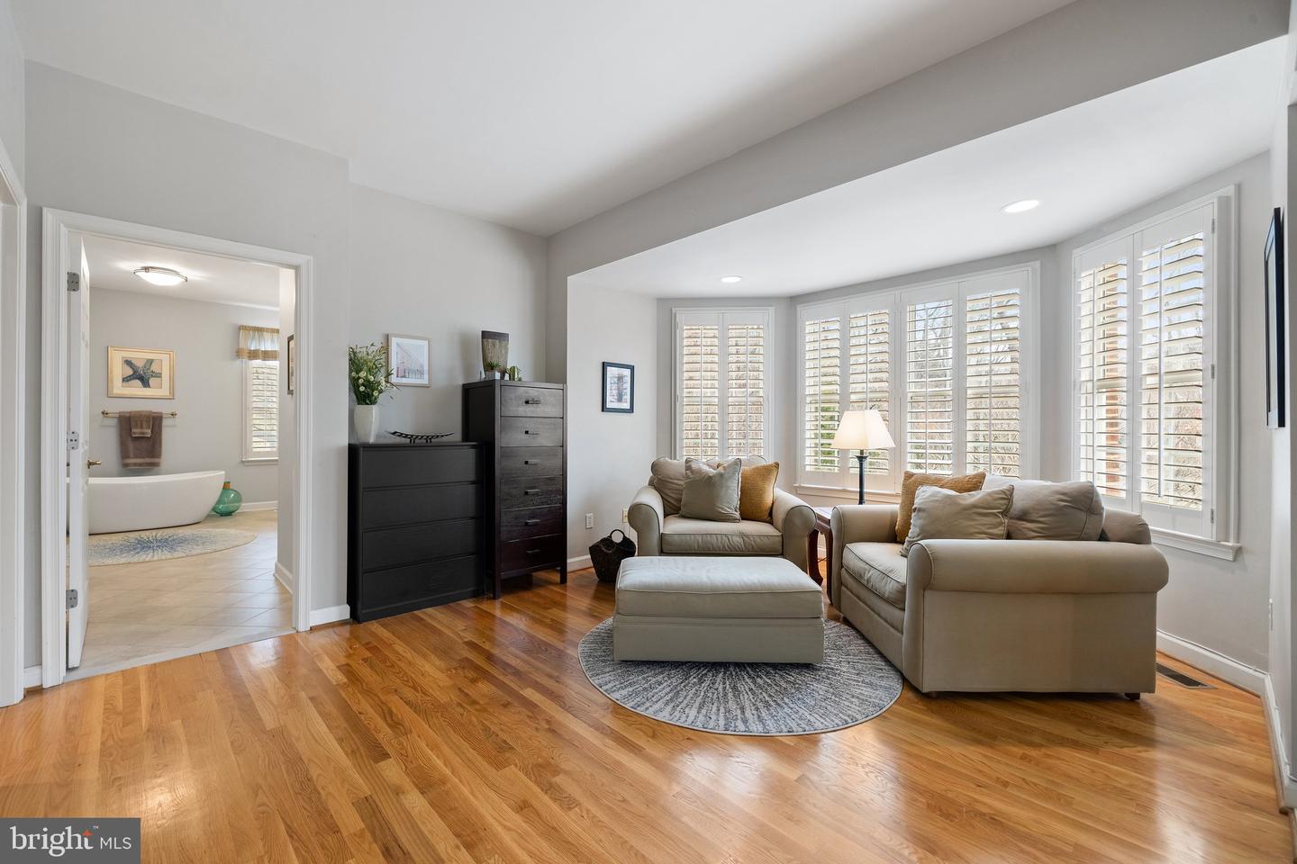 7887 WELLINGTON DR, WARRENTON, Virginia 20186, 6 Bedrooms Bedrooms, ,5 BathroomsBathrooms,Residential,For sale,7887 WELLINGTON DR,VAFQ2018518 MLS # VAFQ2018518