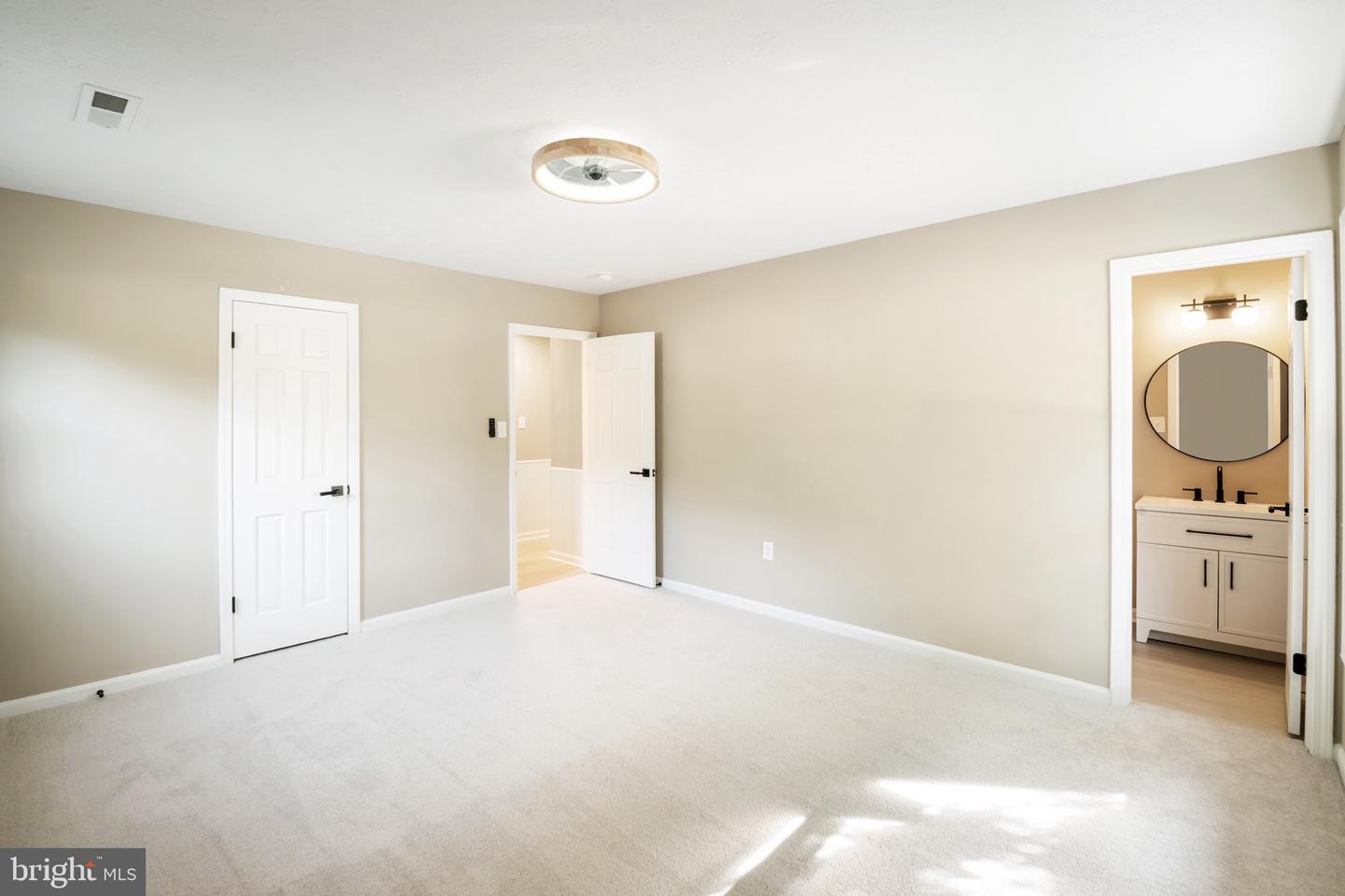 310 CAMBRIDGE DR #1, STUARTS DRAFT, Virginia 24477, 2 Bedrooms Bedrooms, ,2 BathroomsBathrooms,Residential,For sale,310 CAMBRIDGE DR #1,VAAG2002668 MLS # VAAG2002668